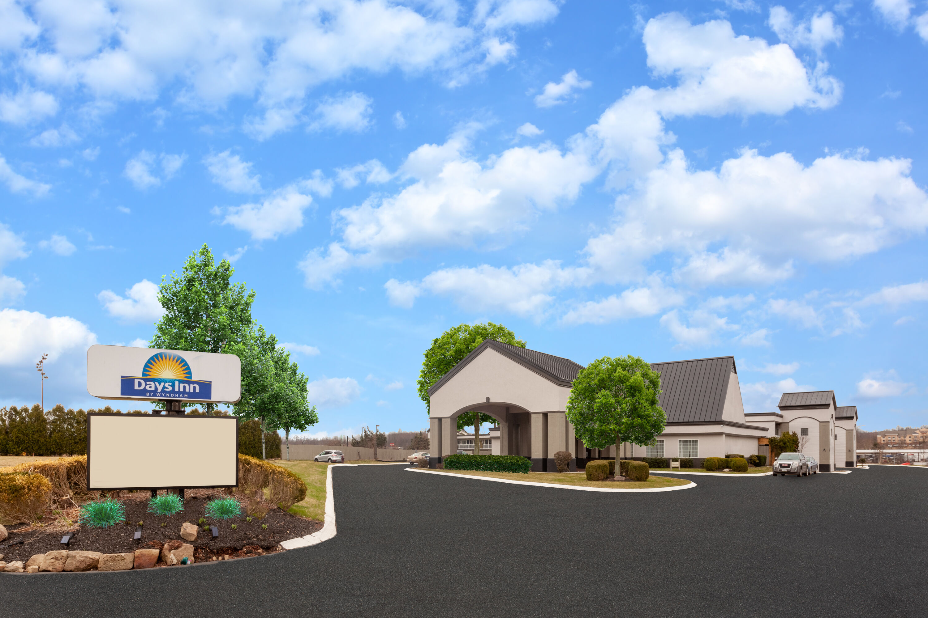 Exterior Day Image of Days Inn by Wyndham Austintown hotel in Austintown, Ohio