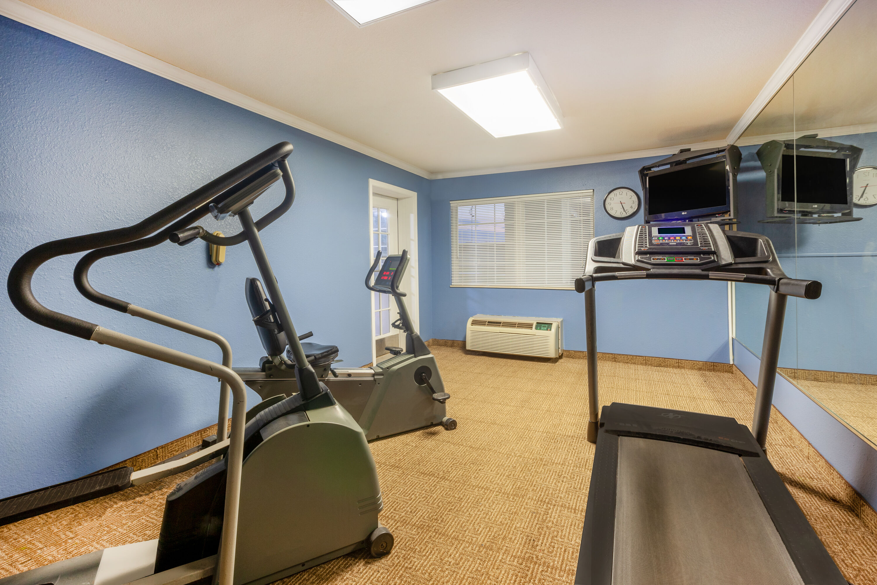 Fitness room at Days Inn by Wyndham Austintown in Austintown, Ohio