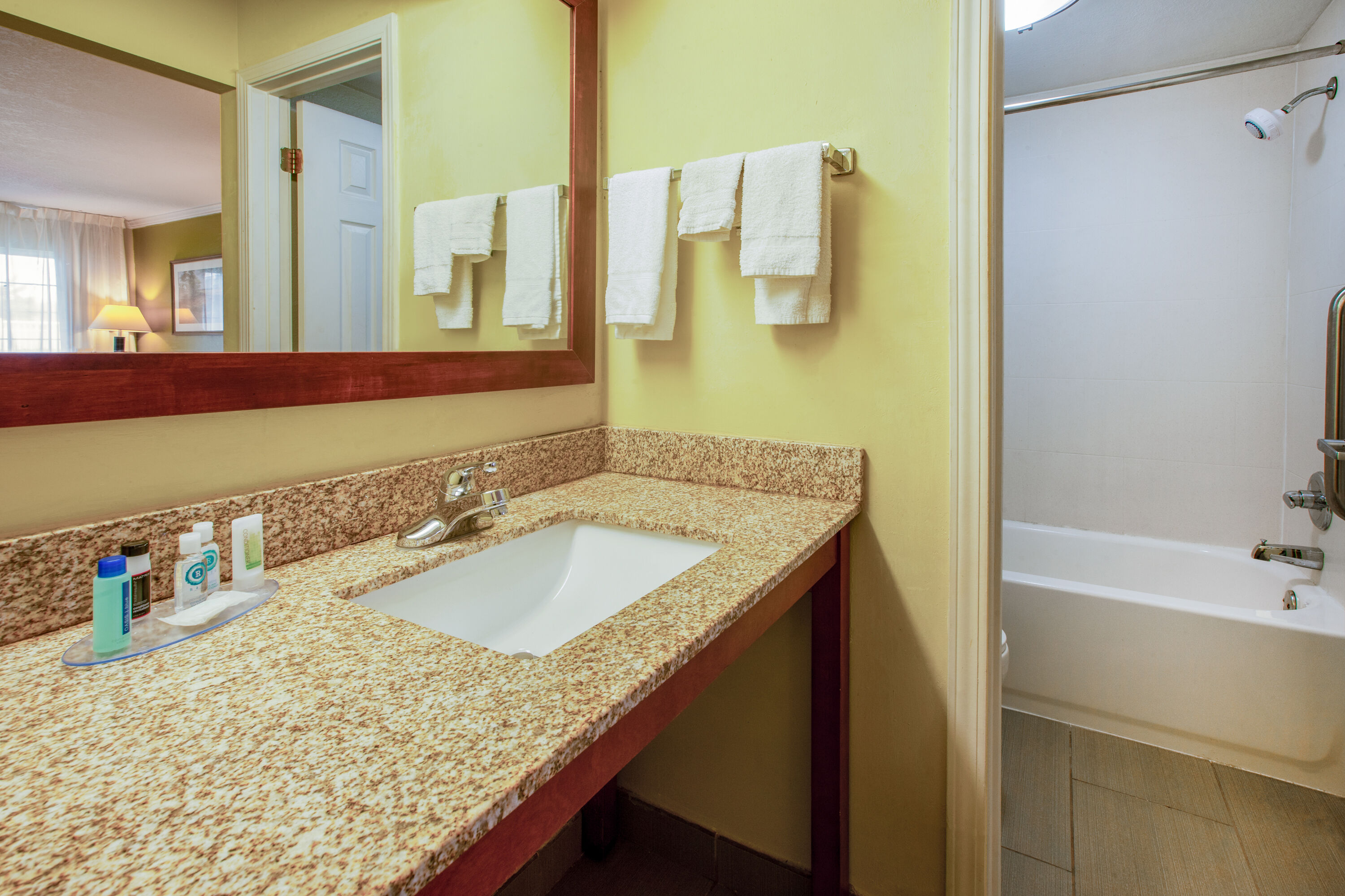 Guest room bath at the Days Inn by Wyndham Austintown in Austintown, Ohio