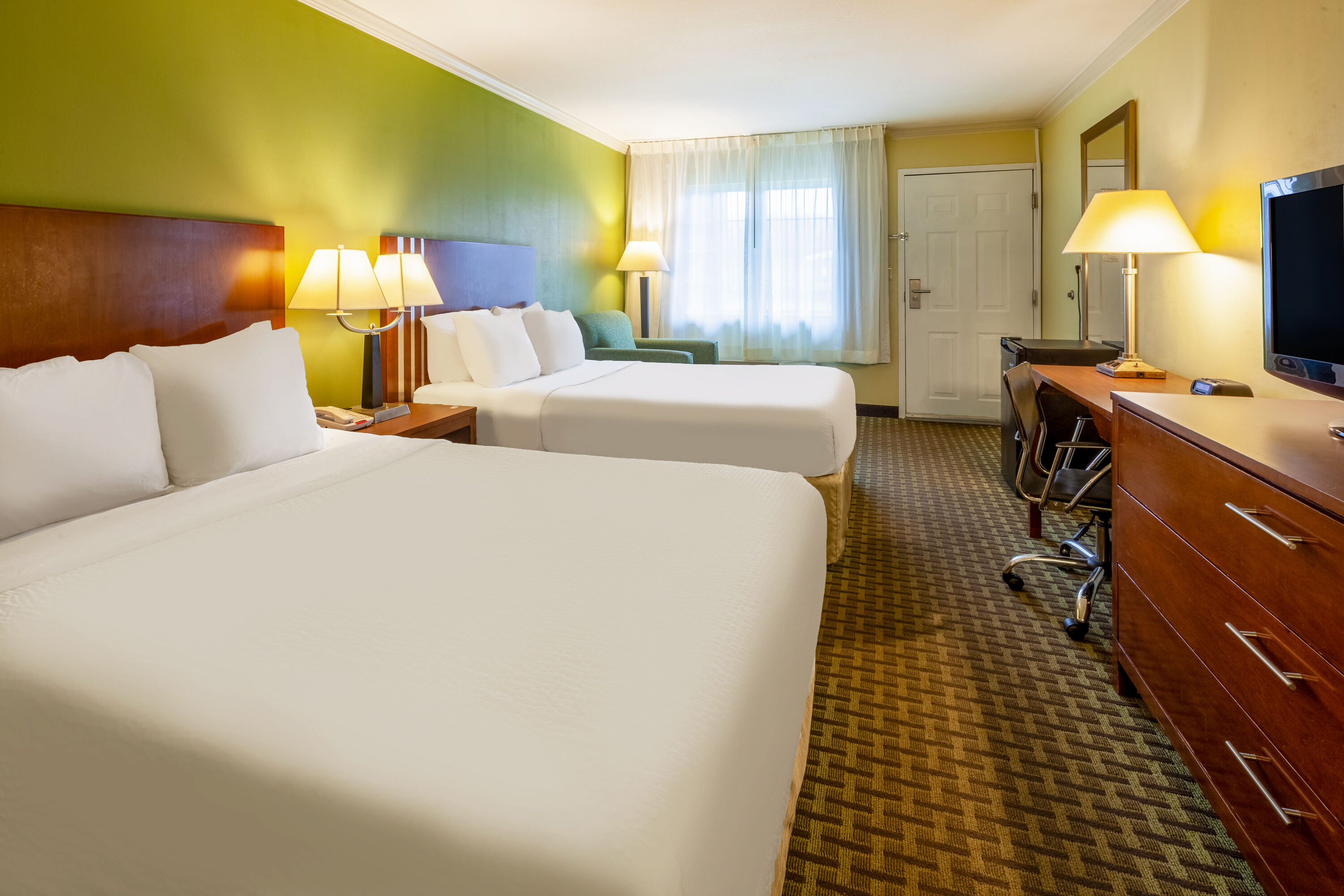 Guest room at the Days Inn by Wyndham Austintown in Austintown, Ohio
