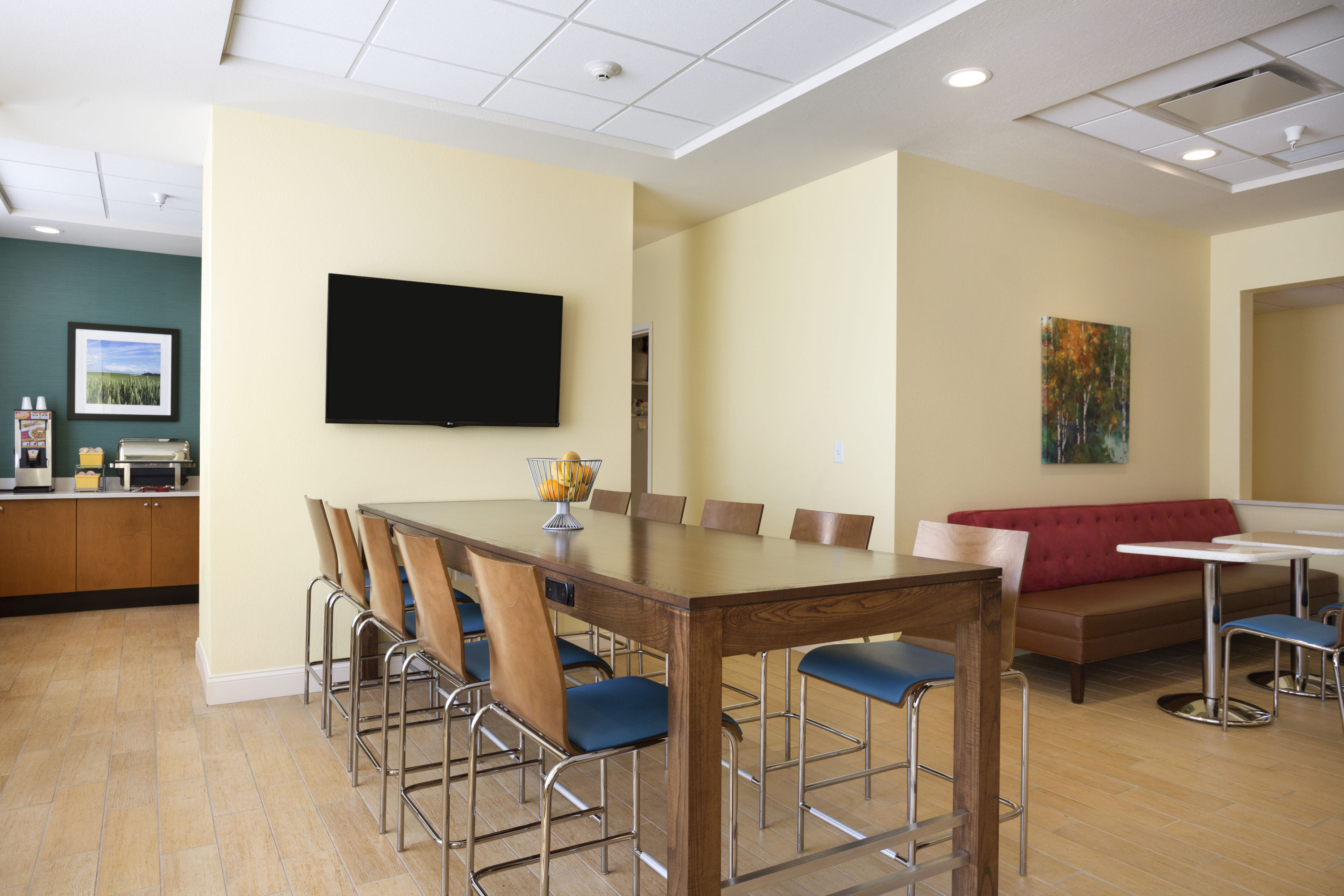 Days Inn & Suites by Wyndham Caldwell restaurant in Caldwell, Ohio