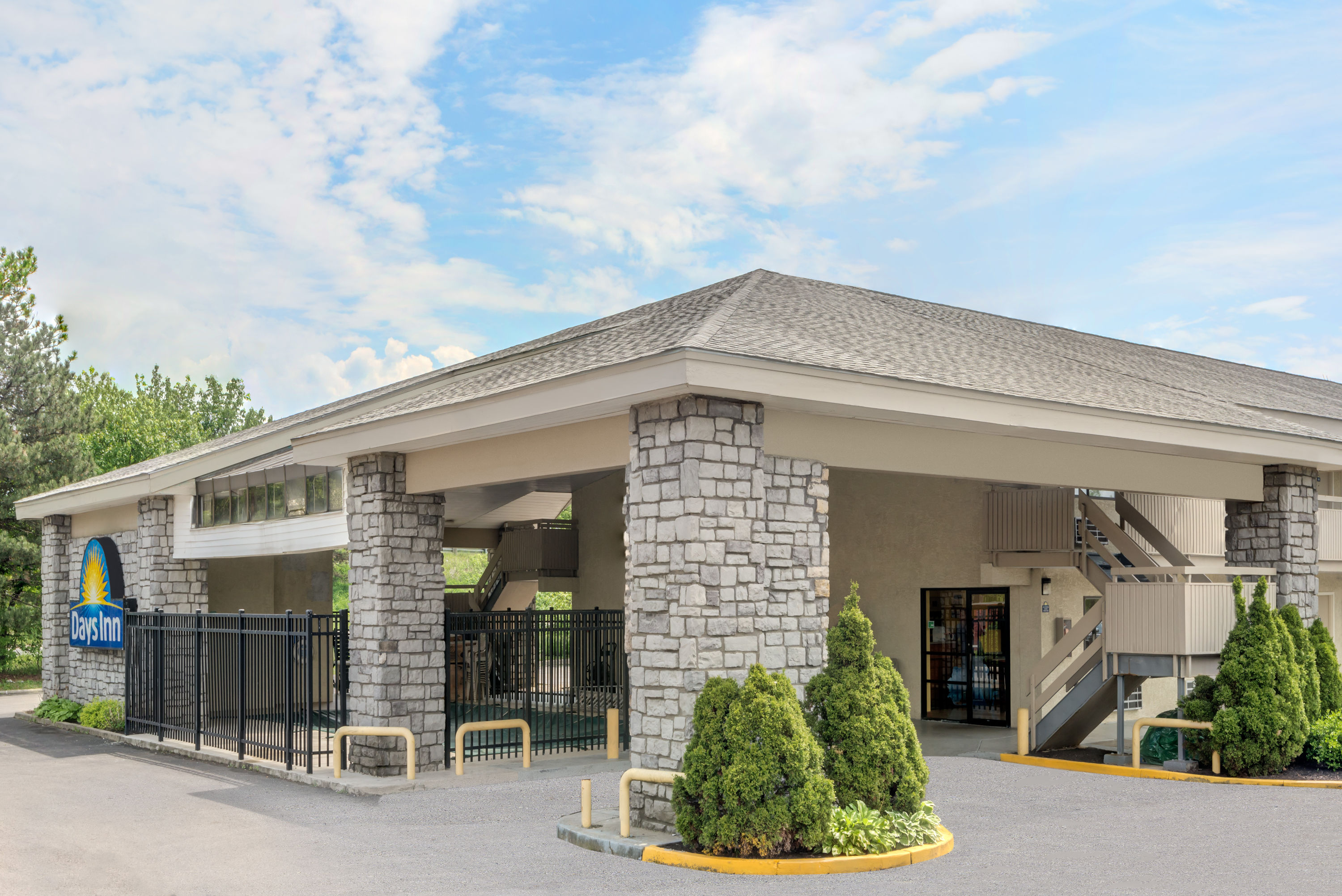 Days Inn By Wyndham Columbus Fairgrounds Columbus Oh Hotels