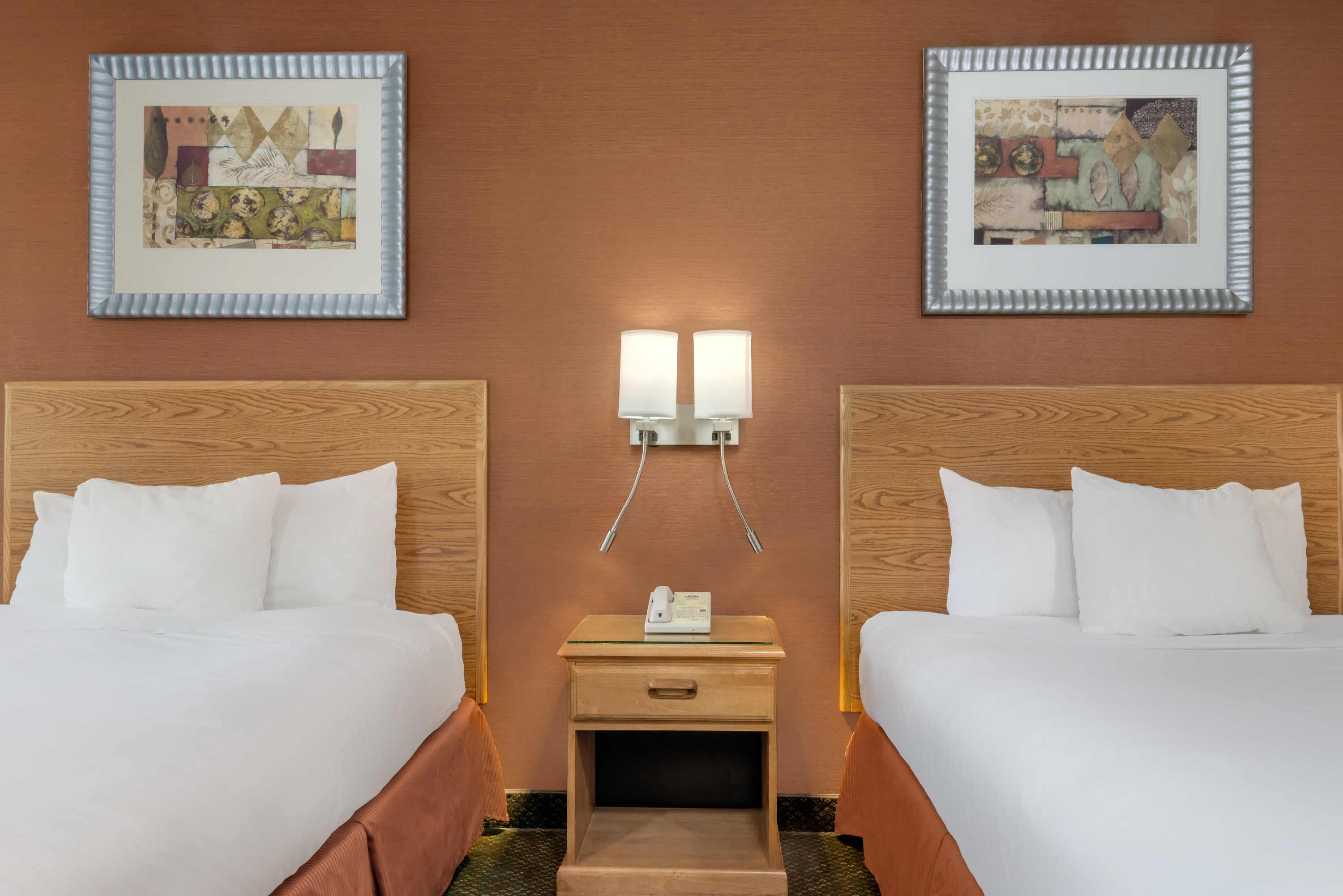 Guest room at the Days Inn by Wyndham Columbus Fairgrounds in Columbus, Ohio