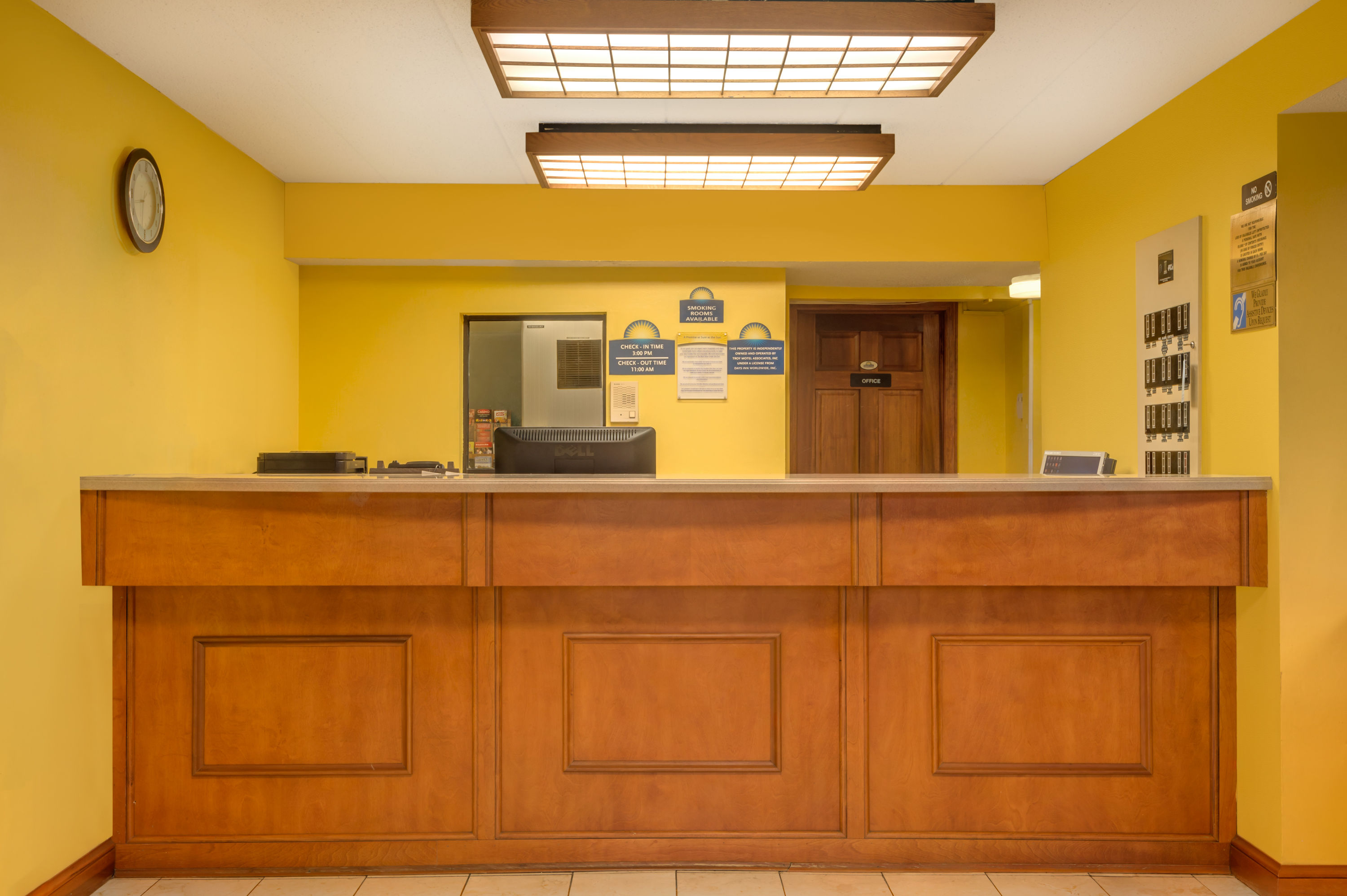 Days Inn By Wyndham Columbus Fairgrounds Columbus Oh Hotels