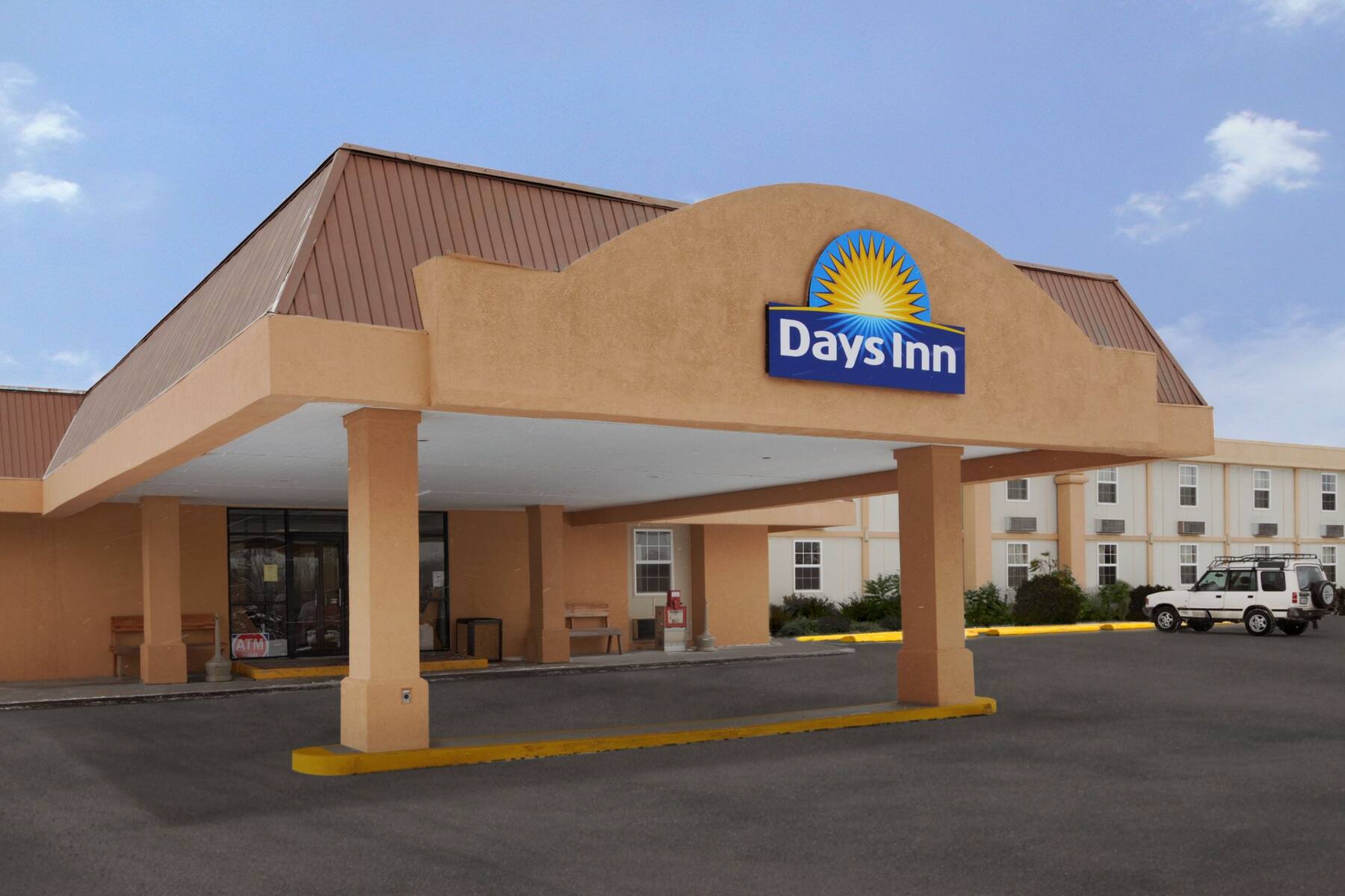 Exterior of Days Inn Conneaut hotel in Conneaut, Ohio Exterior of Days Inn Conneaut hotel in Conneaut, Ohio