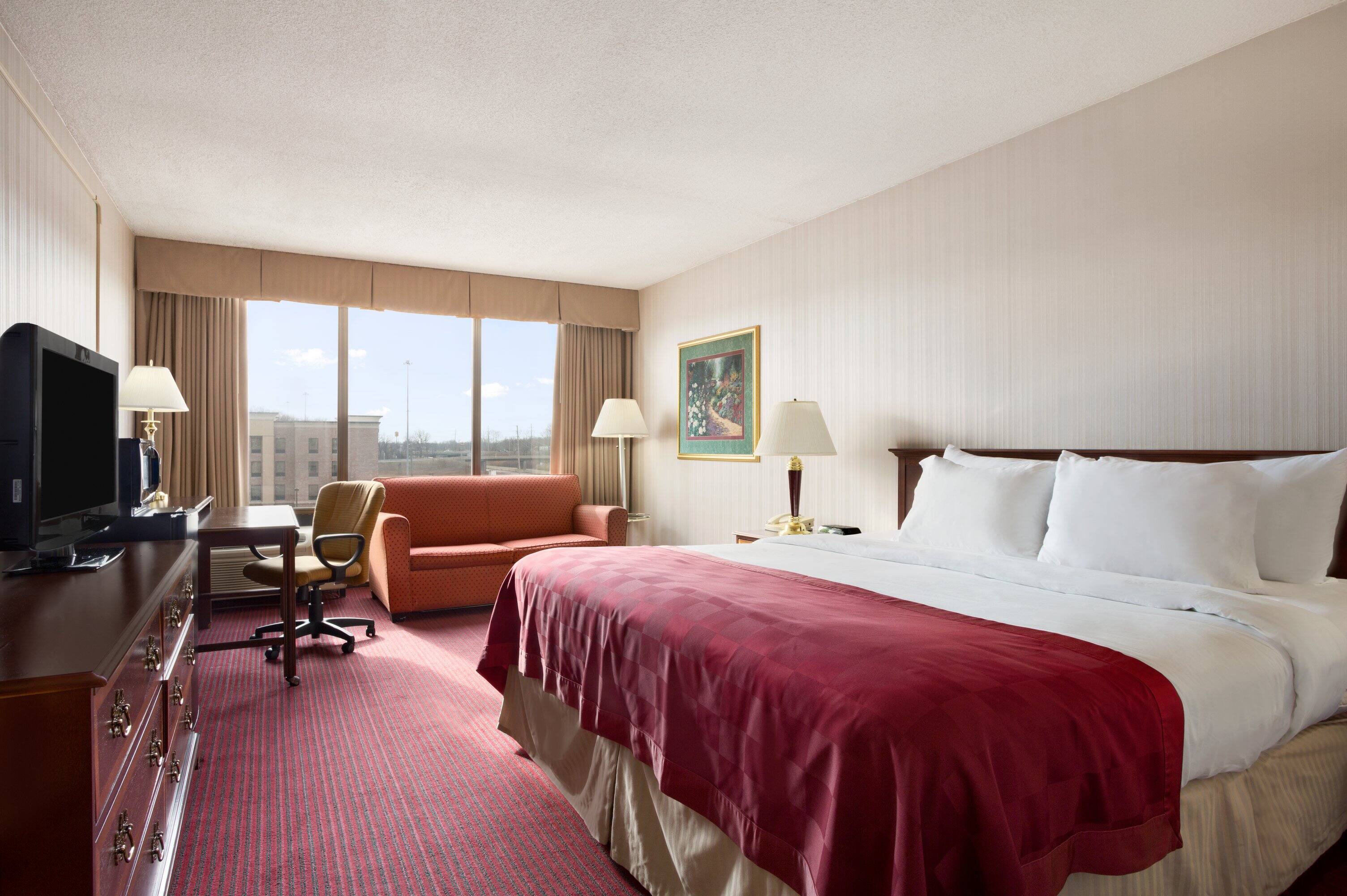 Pet Friendly Hotels Elyria Ohio Book Hotels Now 132