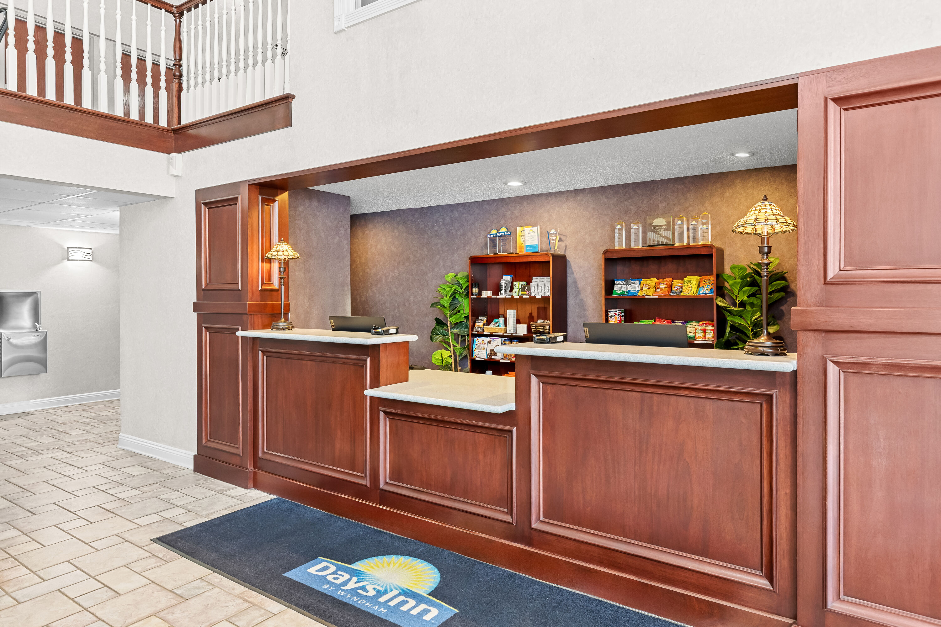 Days Inn by Wyndham Lisbon reception in Lisbon, Ohio