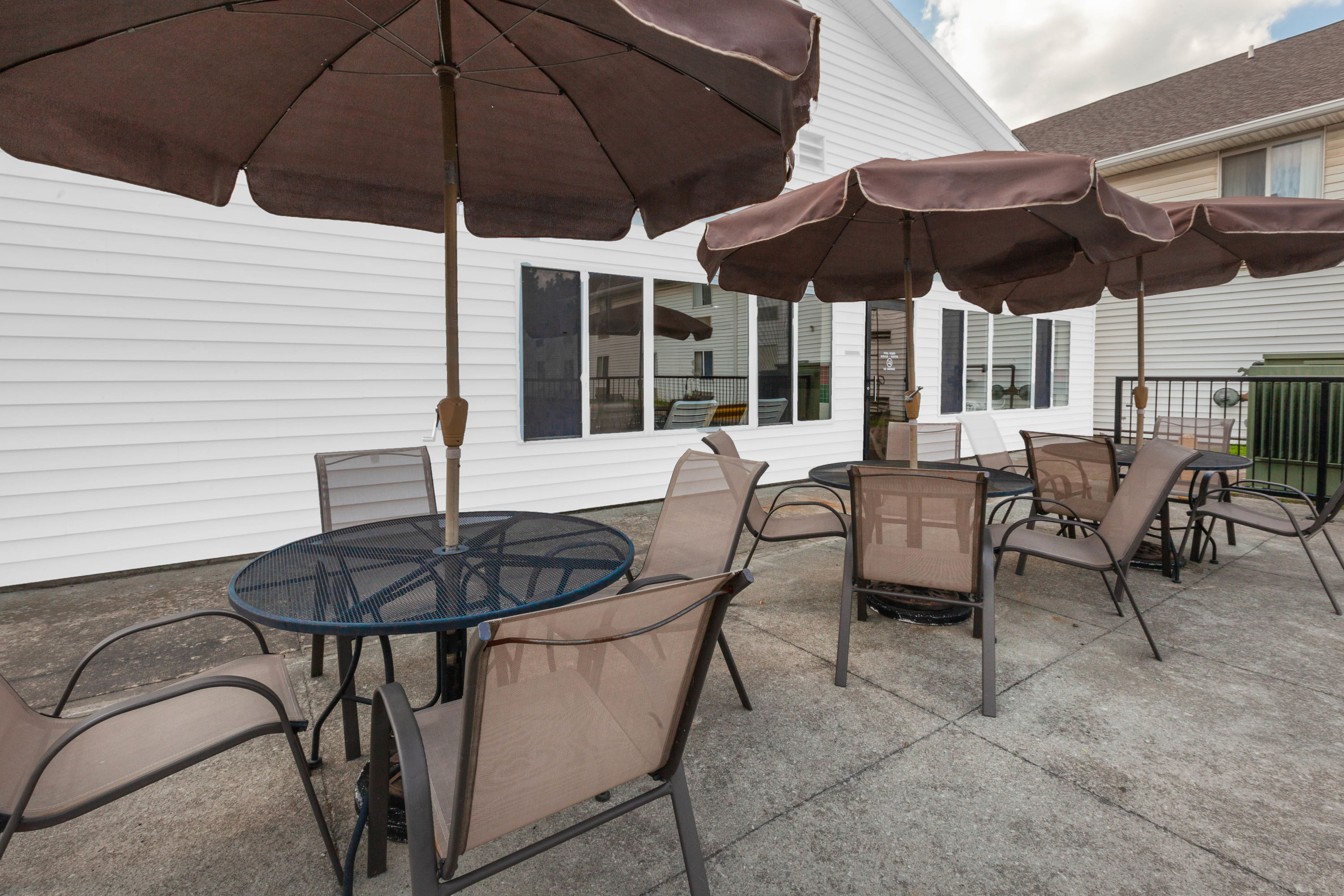 Courtyard at Days Inn by Wyndham Milan Sandusky South in Milan, Ohio