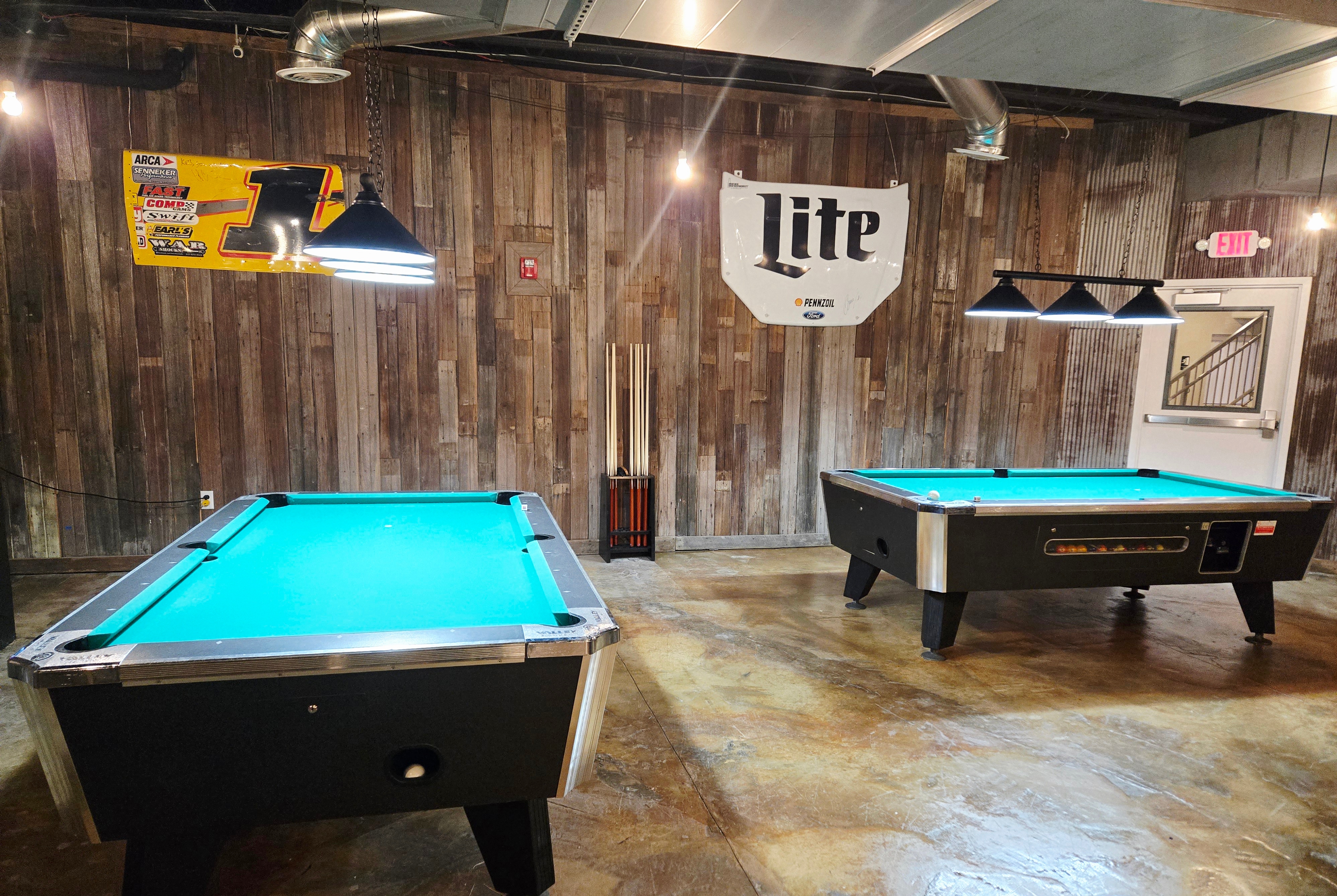 Days Inn  by Wyndham Columbus East Airport restaurant bar in Reynoldsburg, Ohio