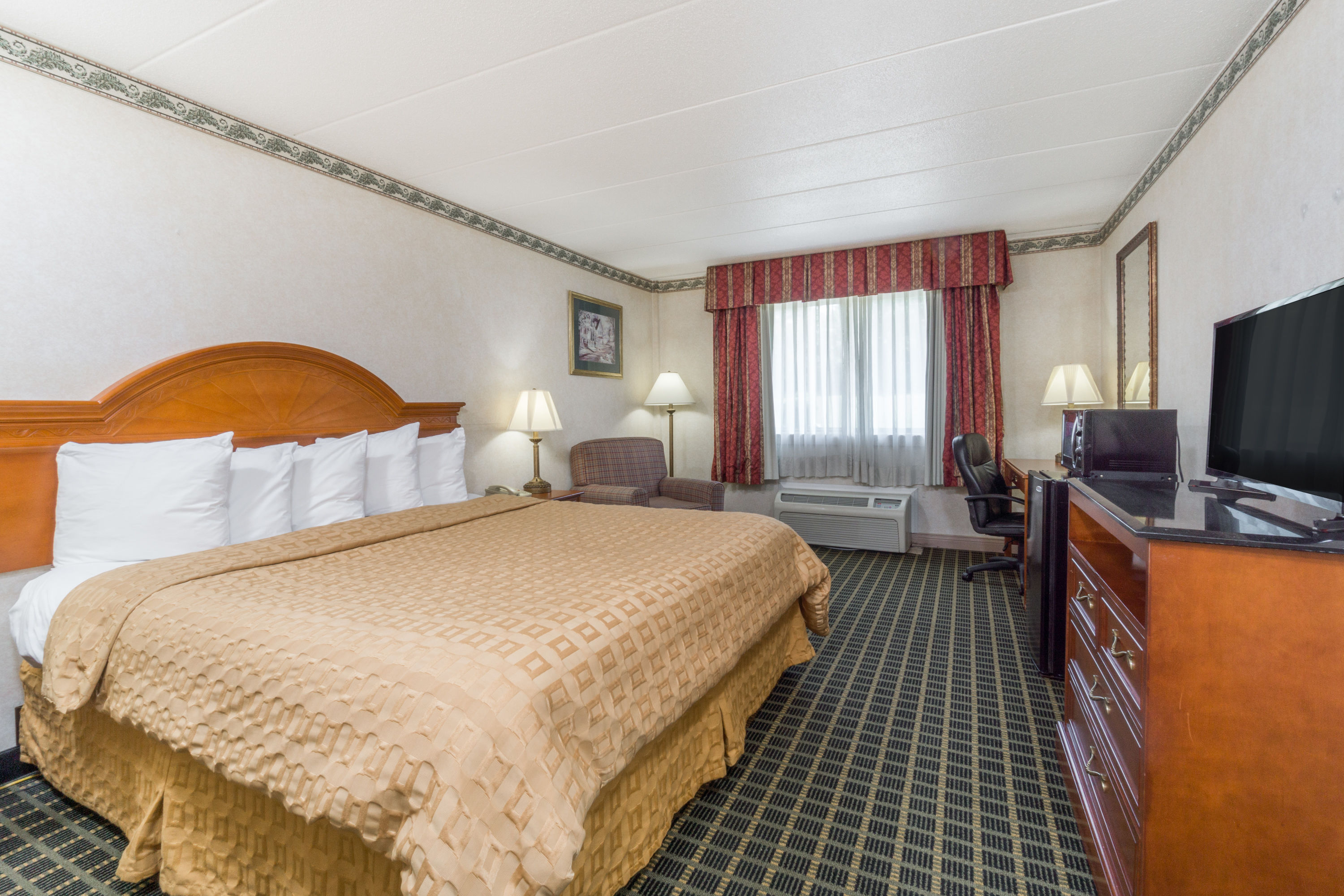Guest room at the Days Inn  by Wyndham Columbus East Airport in Reynoldsburg, Ohio
