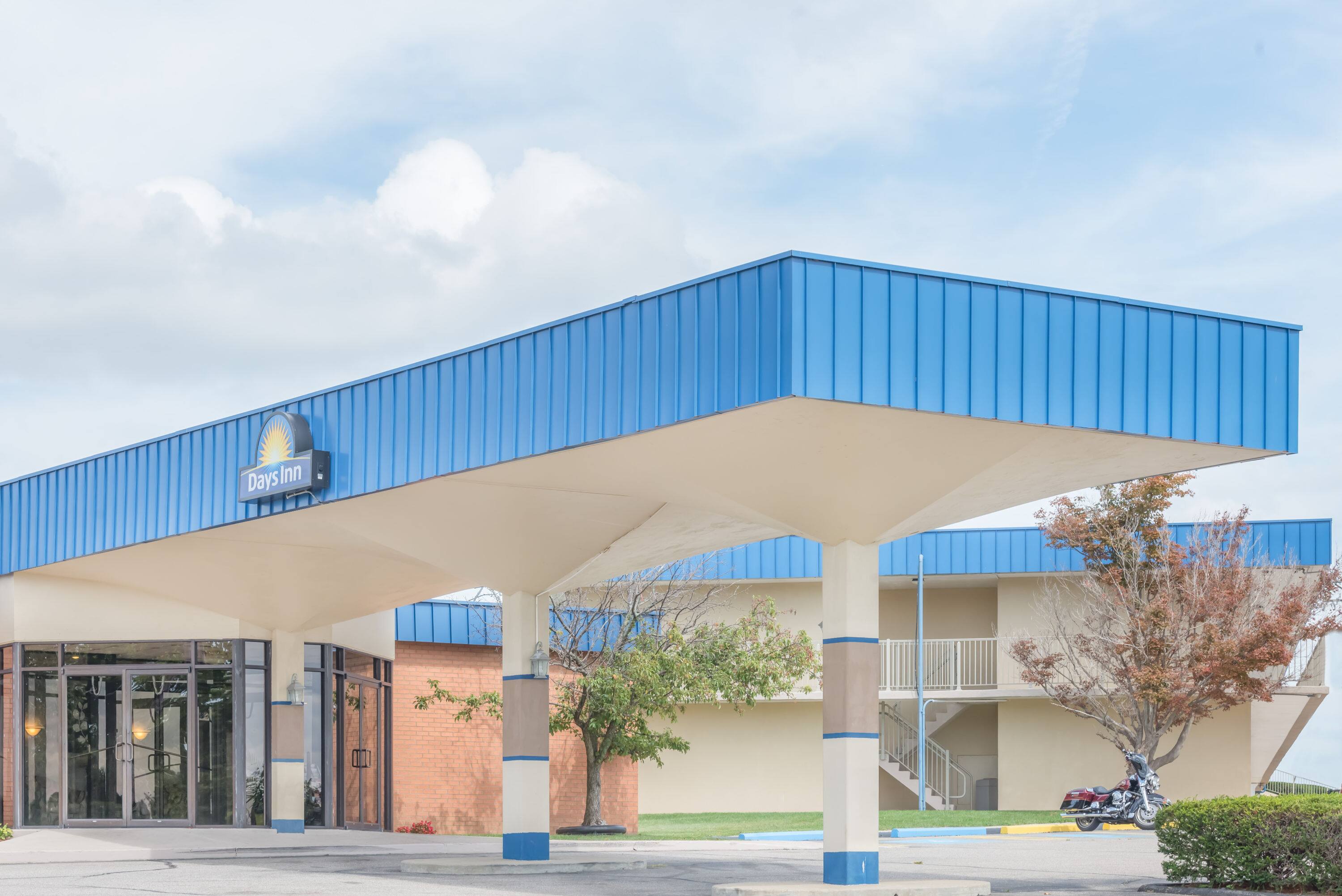 Days Inn By Wyndham St Clairsville Saint Oh Hotels
