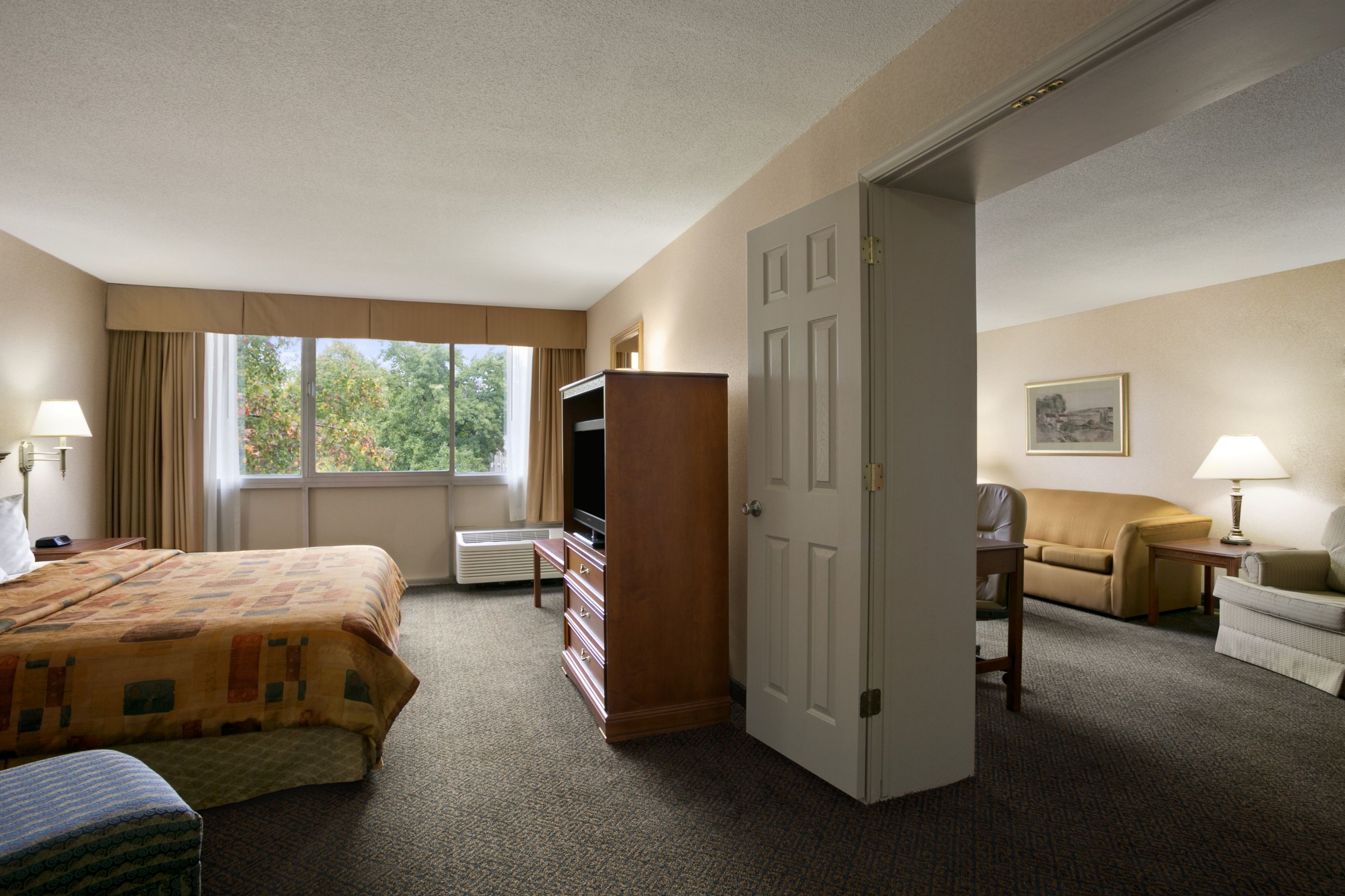 Days Inn by Wyndham Sidney OH suite in Sidney, Ohio