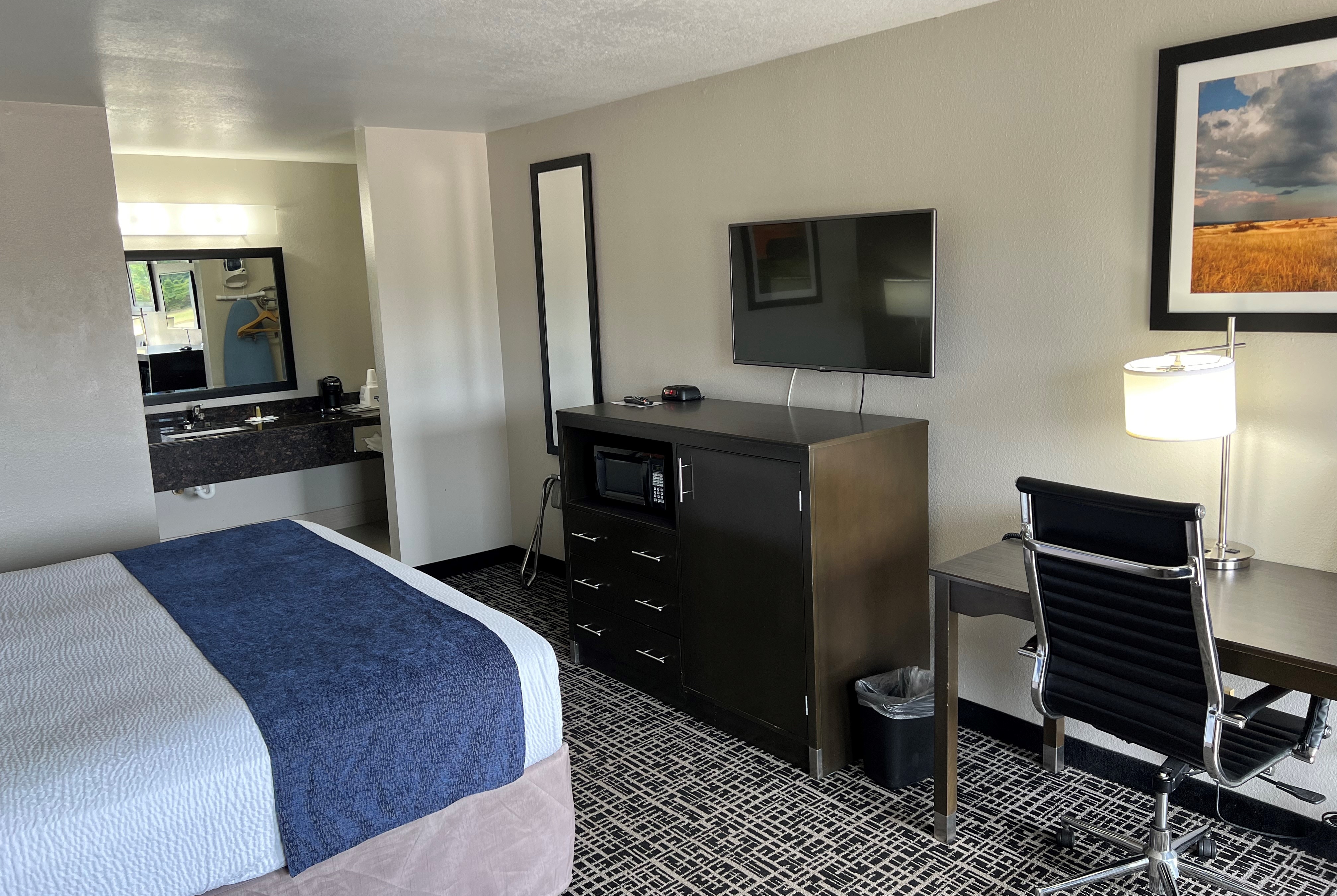 Guest room at the Days Inn by Wyndham Grove in Grove, Oklahoma