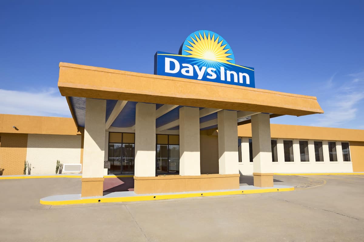 Days Inn Henryetta Hotels Ok 74437 4414 Exterior Of Days Inn Henryetta Hotel In Oklahoma