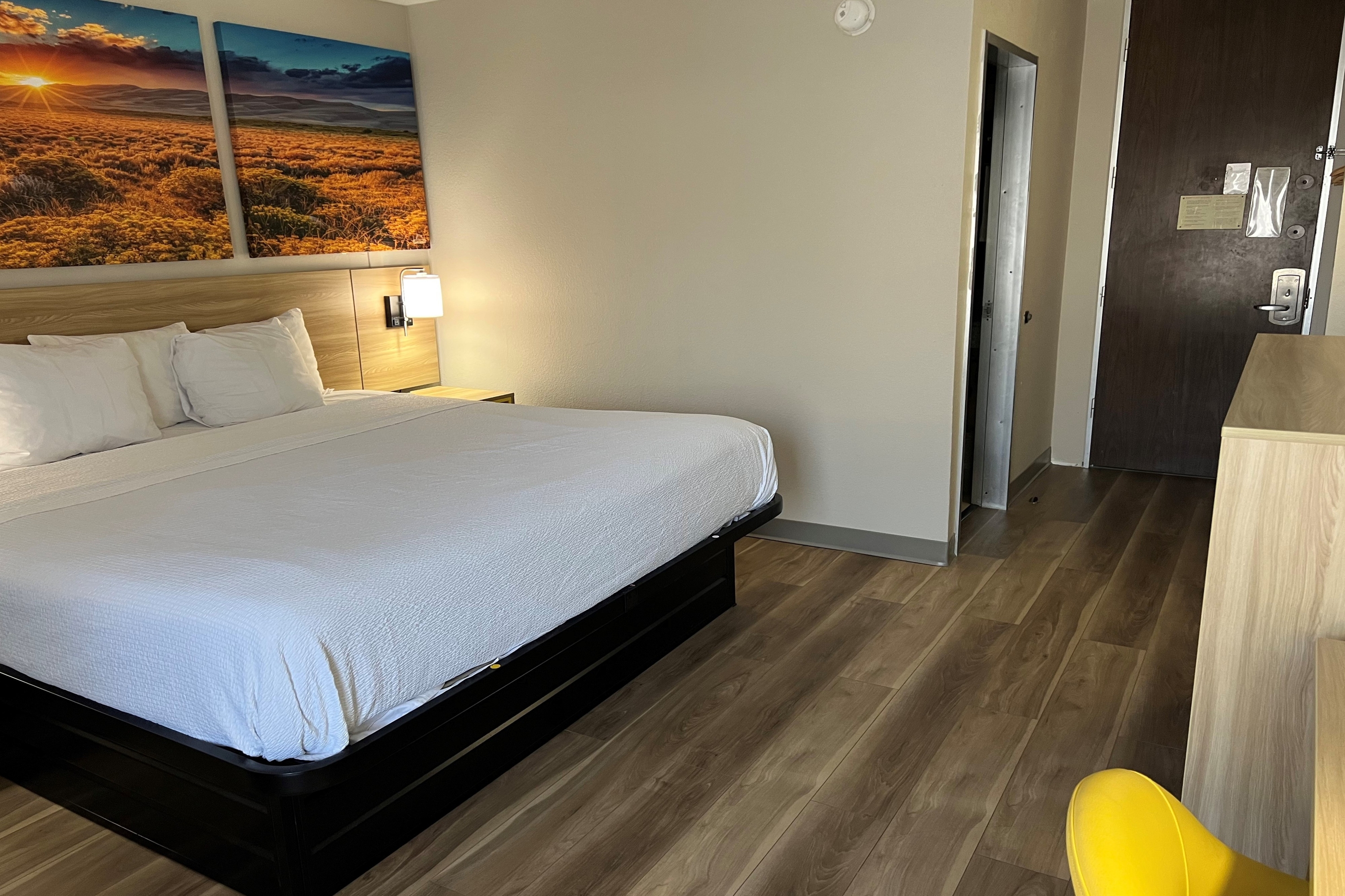 Guest room at the Days Inn by Wyndham Norman in Norman, Oklahoma