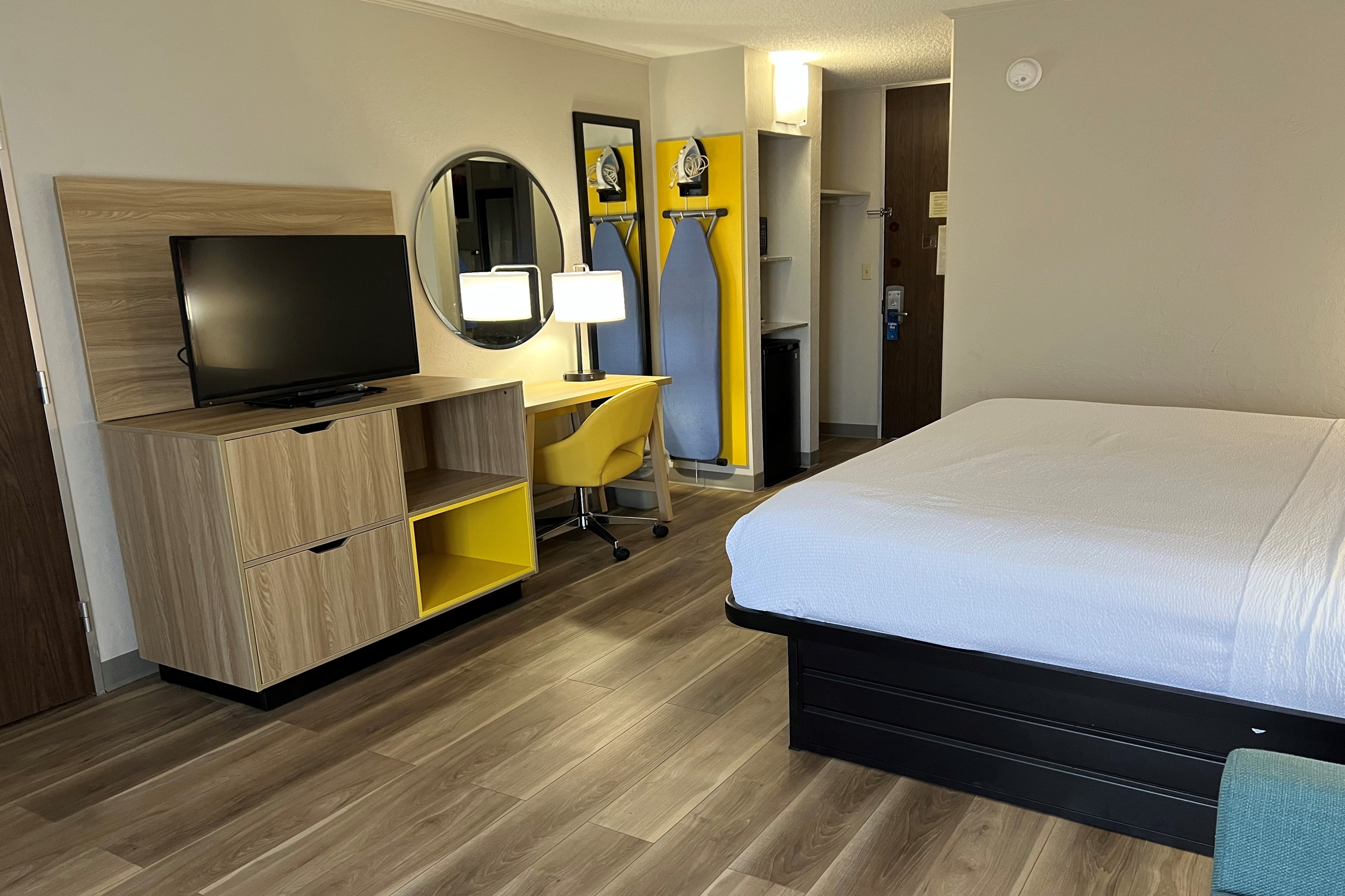 Guest room at the Days Inn by Wyndham Norman in Norman, Oklahoma