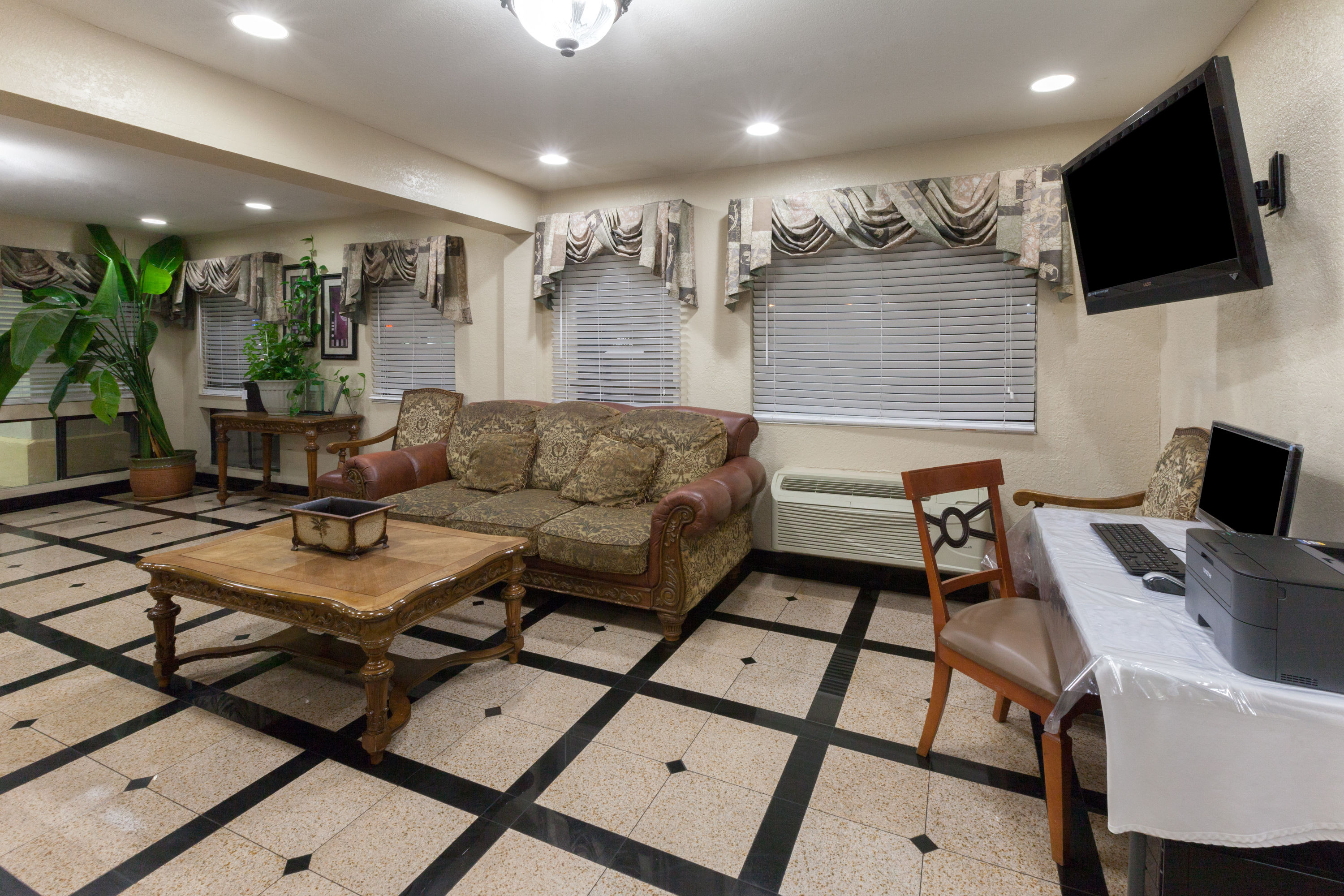 Days Inn by Wyndham Oklahoma City West Oklahoma City, OK Hotels