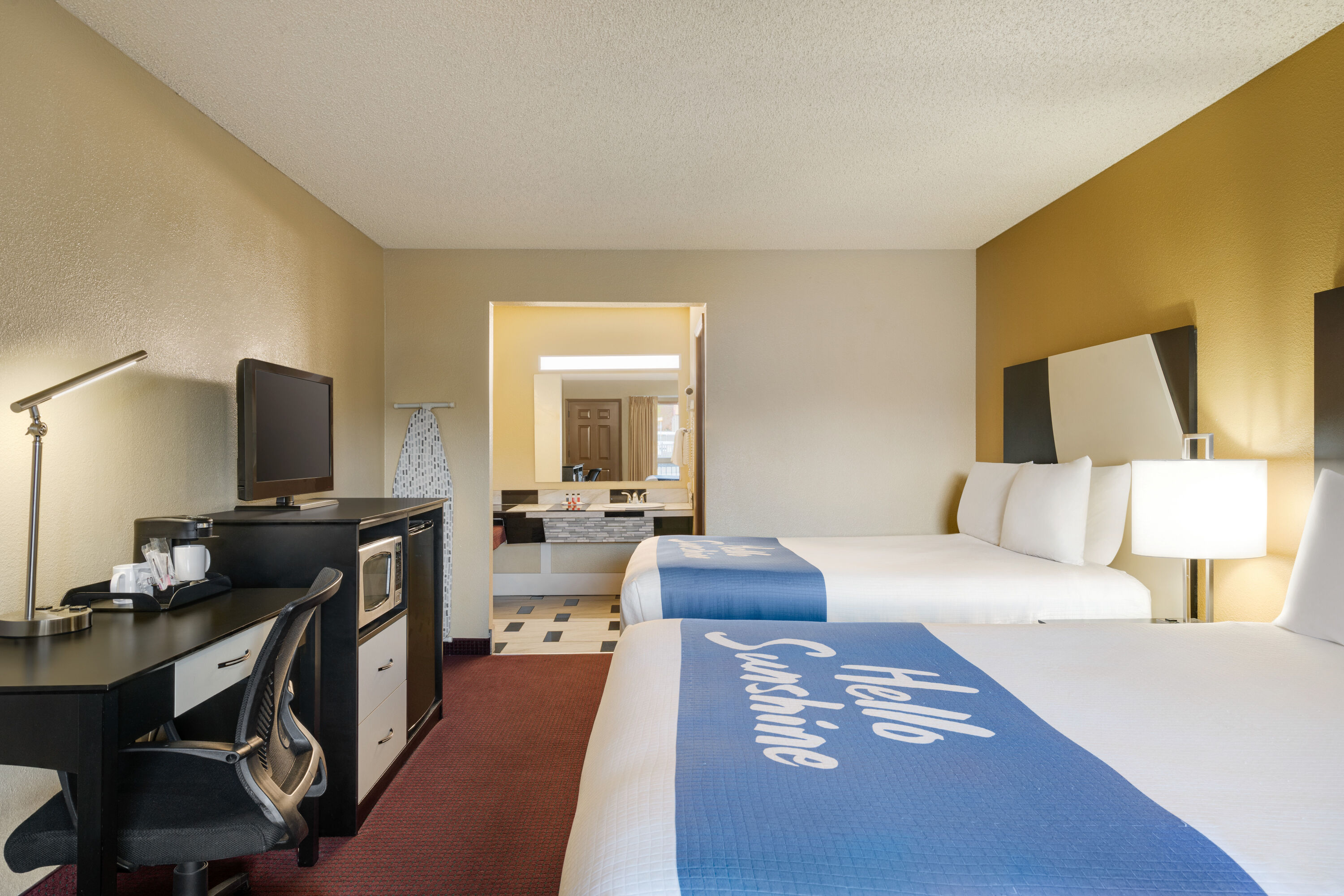 Guest room at the Days Inn by Wyndham Bend in Bend, Oregon