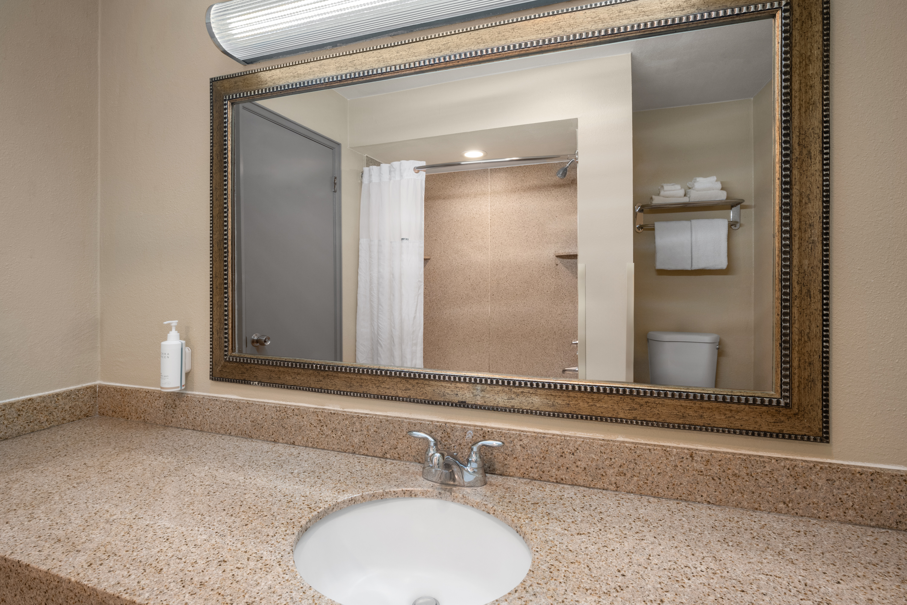 Guest room bath at the Days Inn by Wyndham Klamath Falls in Klamath Falls, Oregon