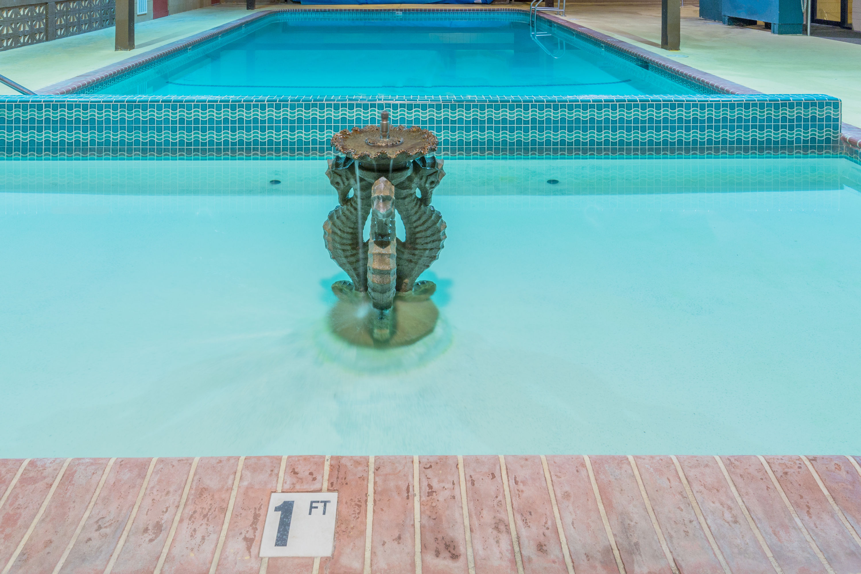 Days Inn by Wyndham Black Bear | Salem, OR Hotels