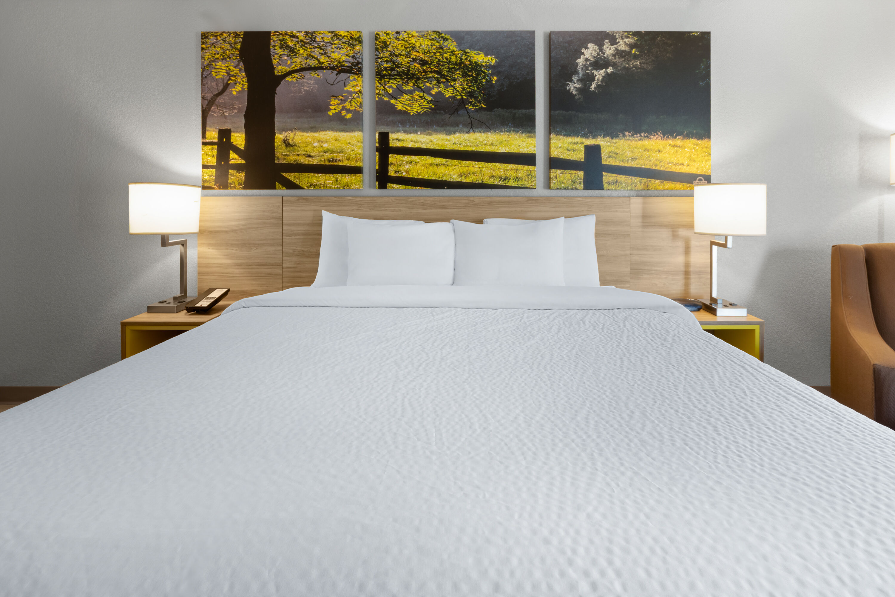 Guest room at the Days Inn by Wyndham Blairsville in Blairsville, Pennsylvania