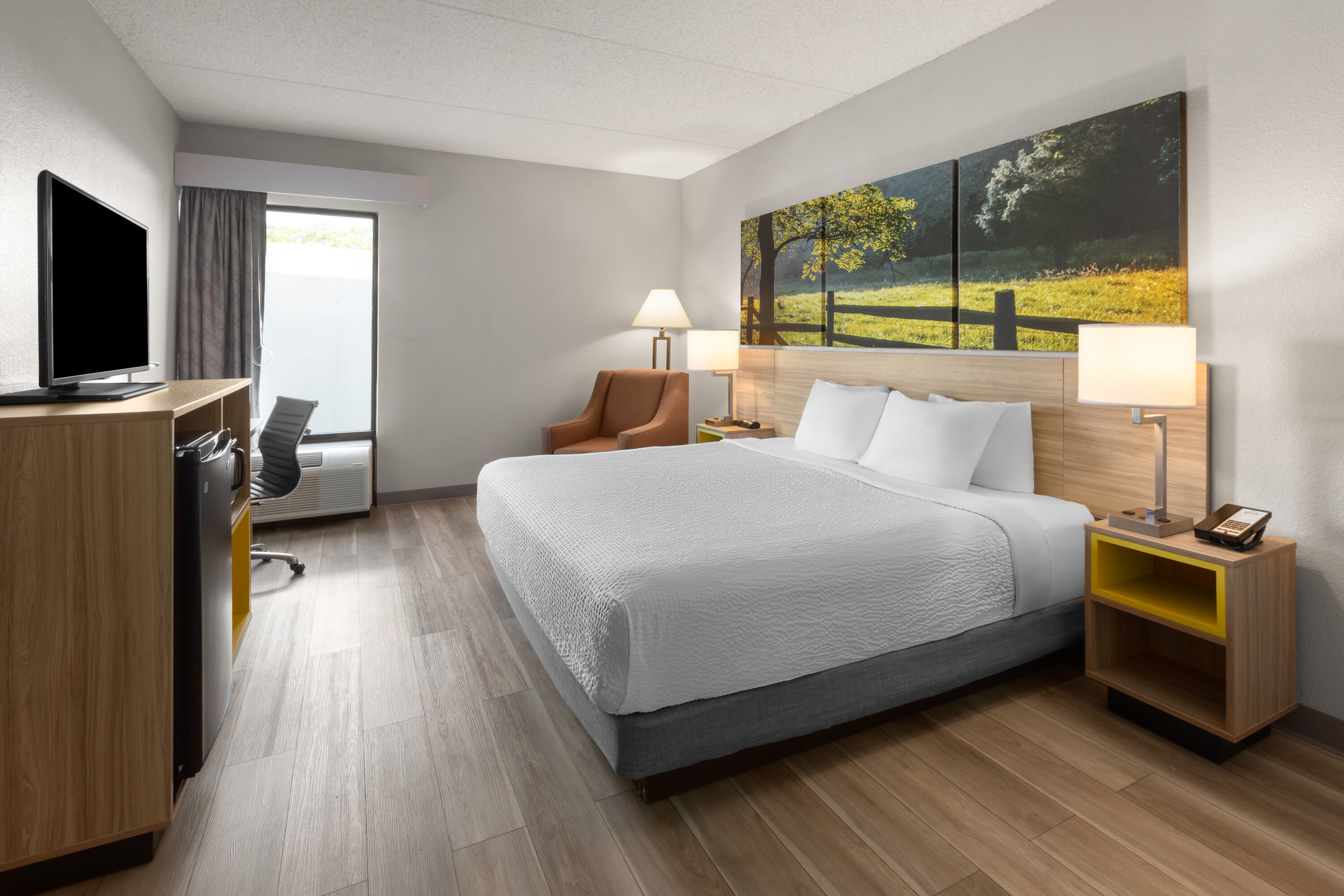 Guest room at the Days Inn by Wyndham Blairsville in Blairsville, Pennsylvania