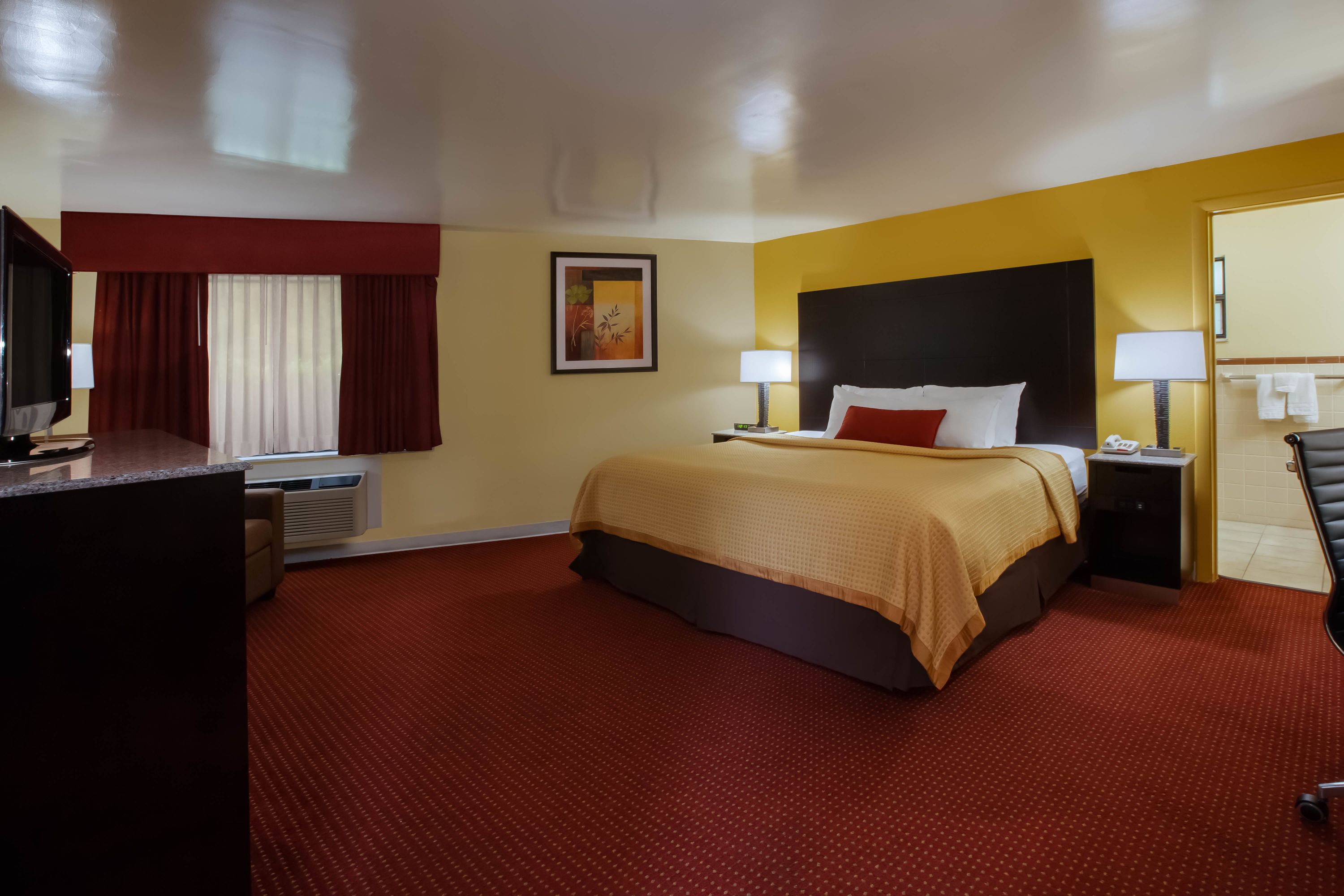 Guest room at the Days Inn by Wyndham Donegal in Donegal, Pennsylvania