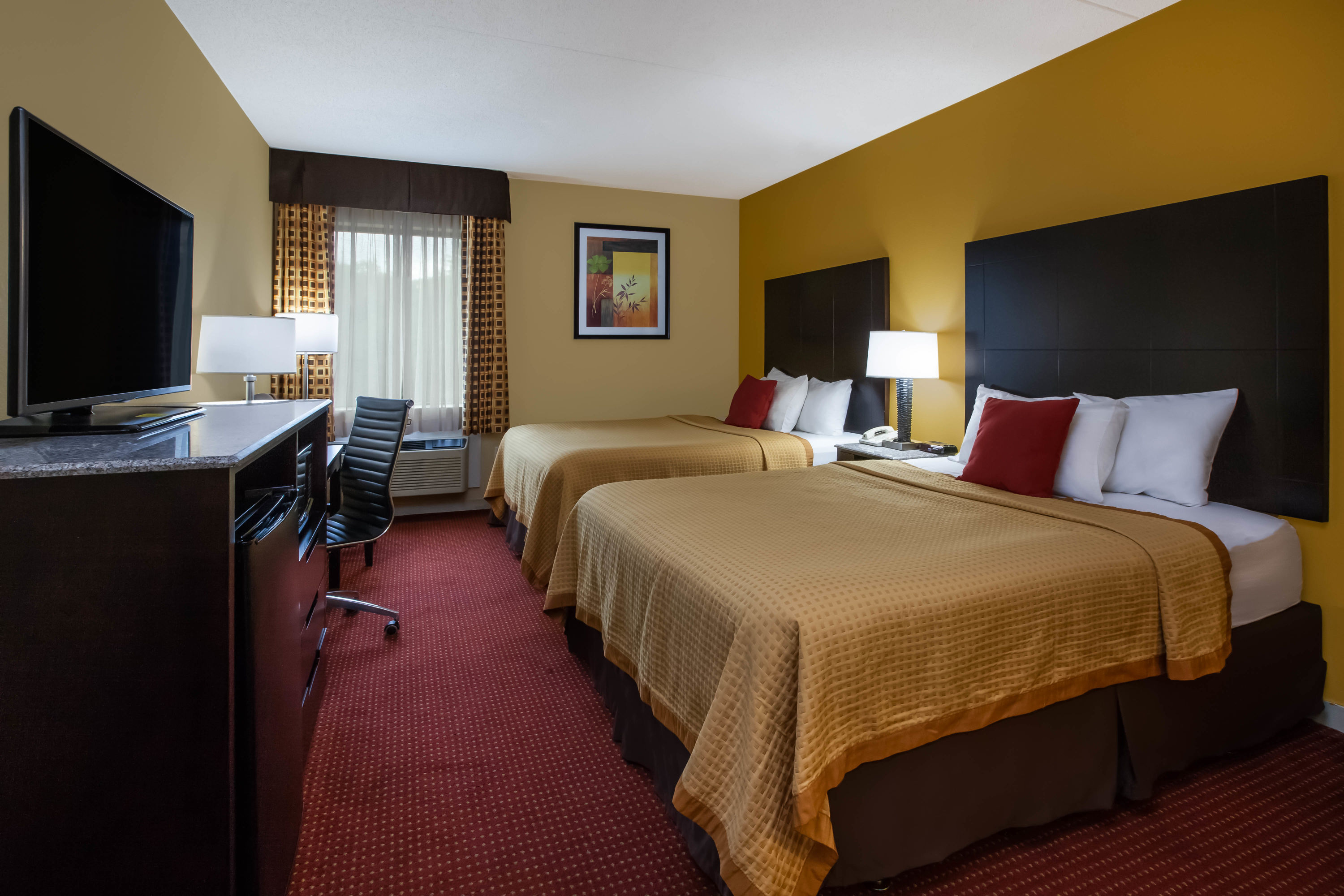 Guest room at the Days Inn by Wyndham Donegal in Donegal, Pennsylvania