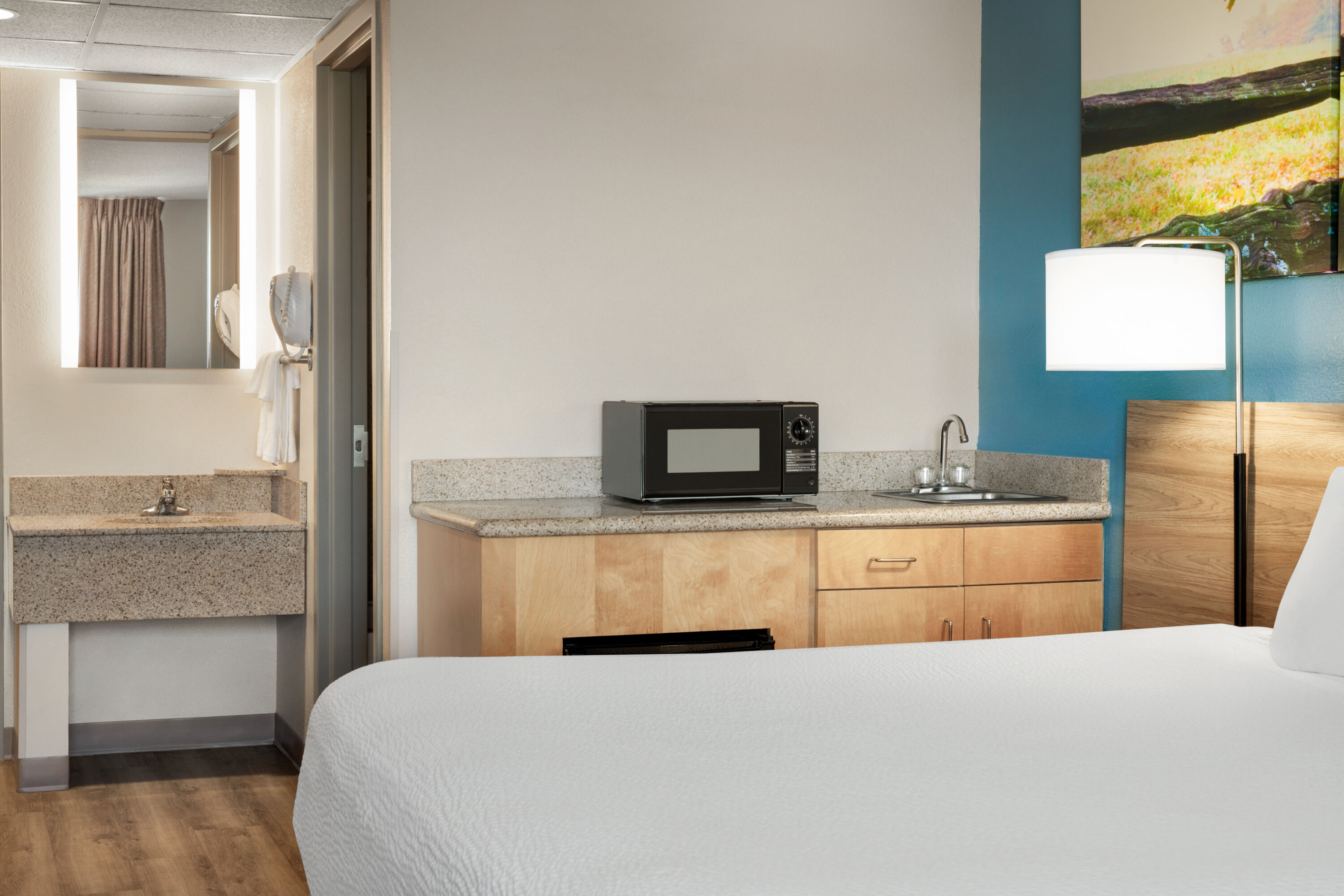 Guest room at the Days Inn by Wyndham Hershey in Hershey, Pennsylvania