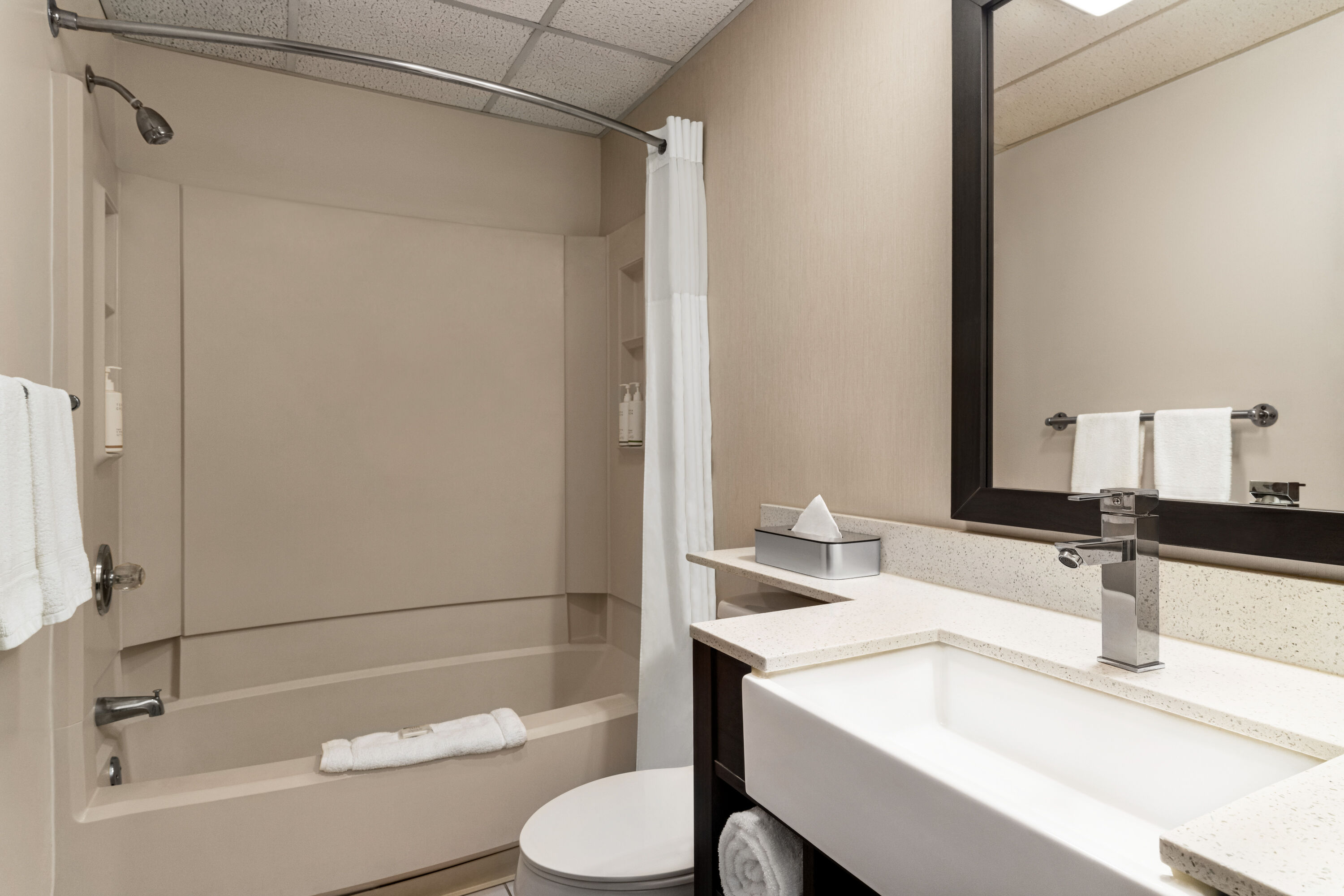 Guest room bath at the Days Inn & Suites by Wyndham Lancaster Amish Country in Lancaster, Pennsylvania