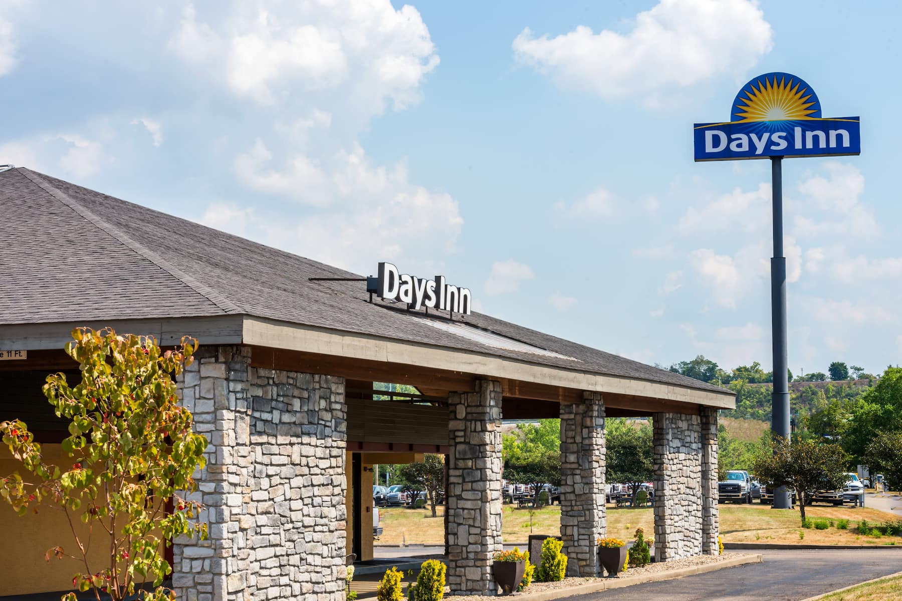 Days Inn by Wyndham PittsburghHarmarville Pittsburgh, PA Hotels