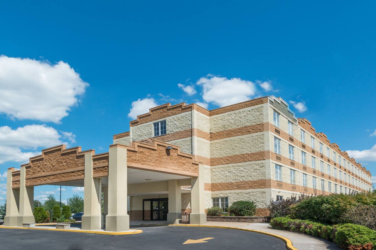 Days Inn Pottstown Hotels Pa 19464 Exterior Of Days Inn Pottstown Hotel In Pennsylvania
