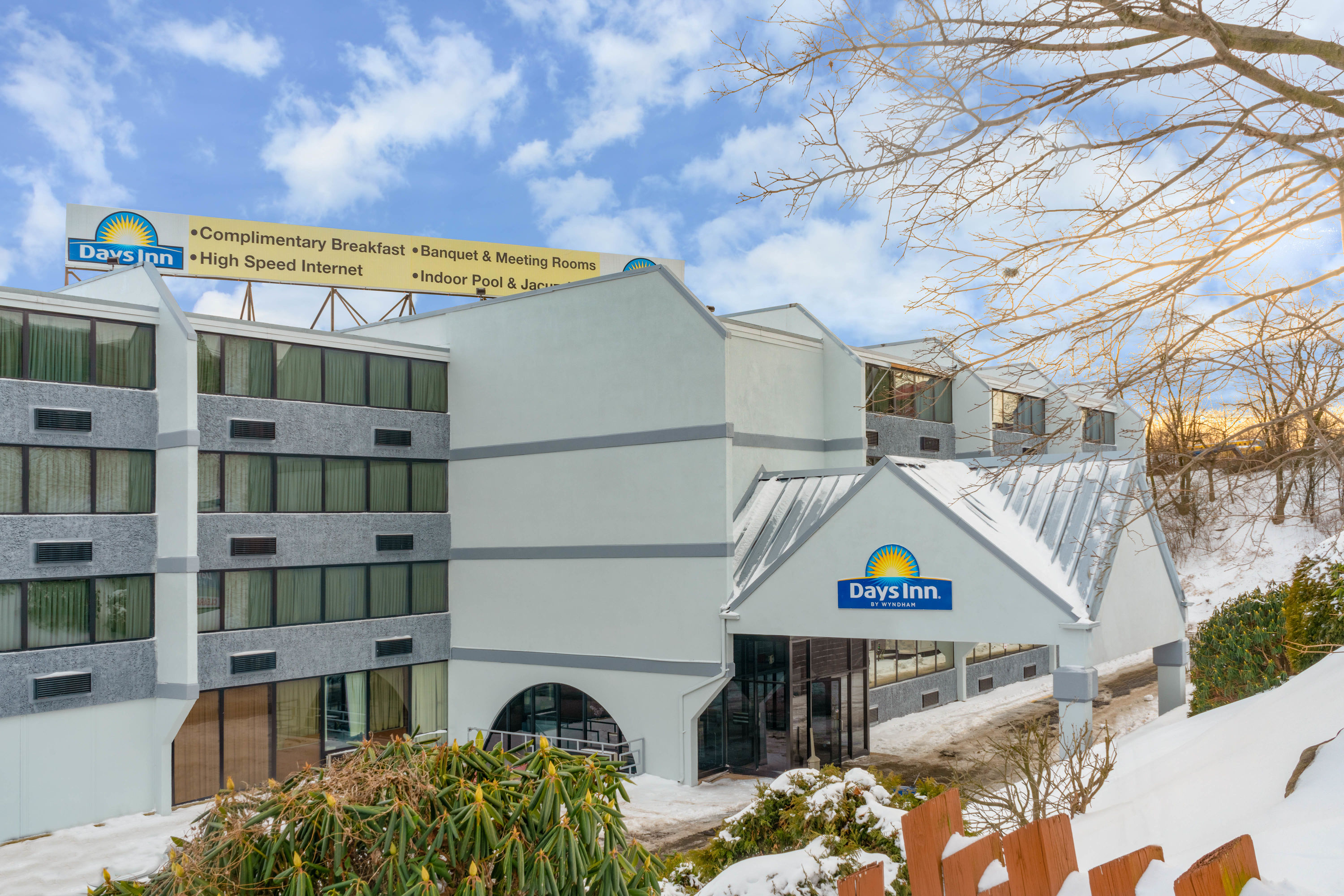 Days Inn By Wyndham Scranton Pa Scranton Pa Hotels