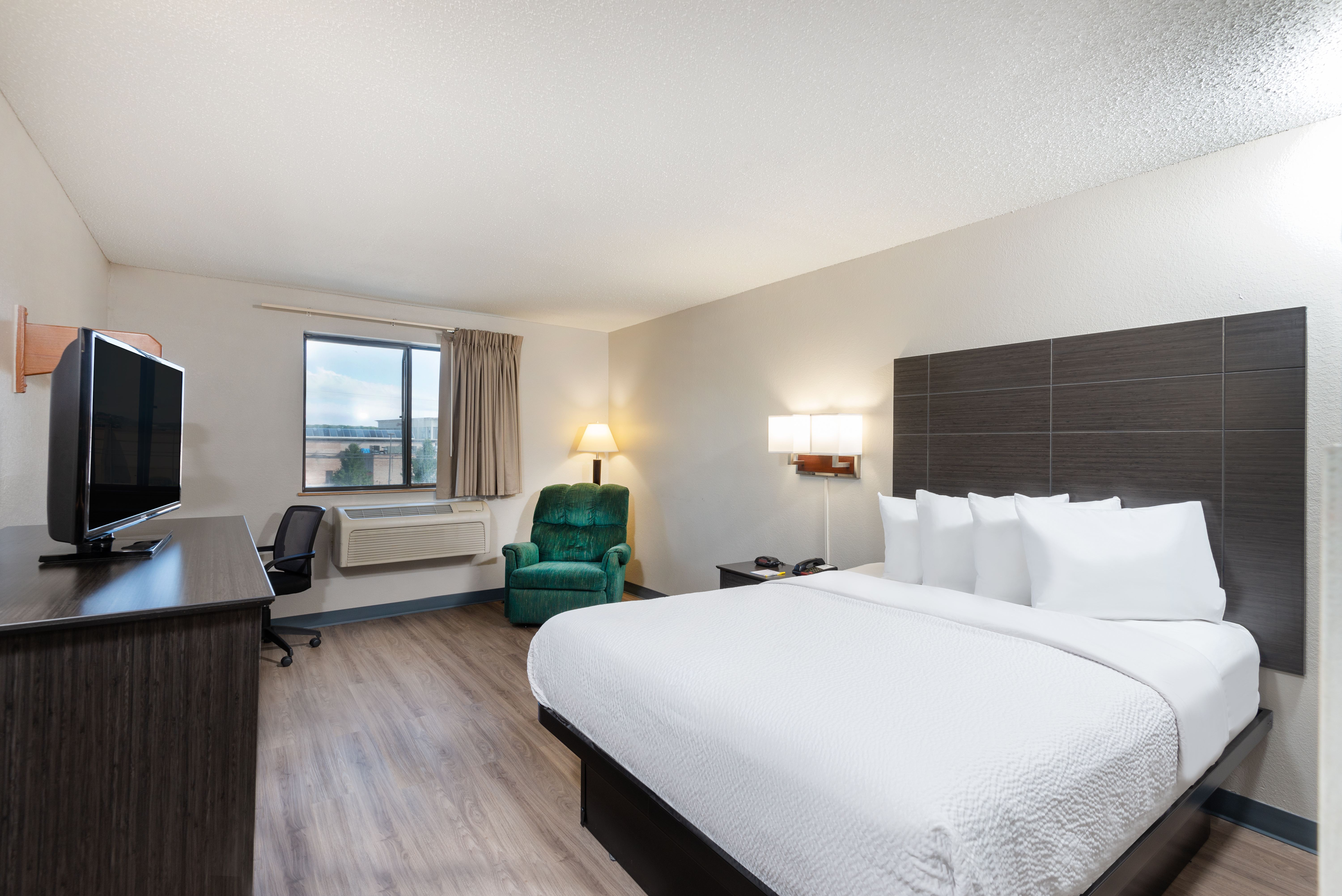 Guest room at the Days Inn by Wyndham Somerset PA I-70 I-76 in Somerset, Pennsylvania