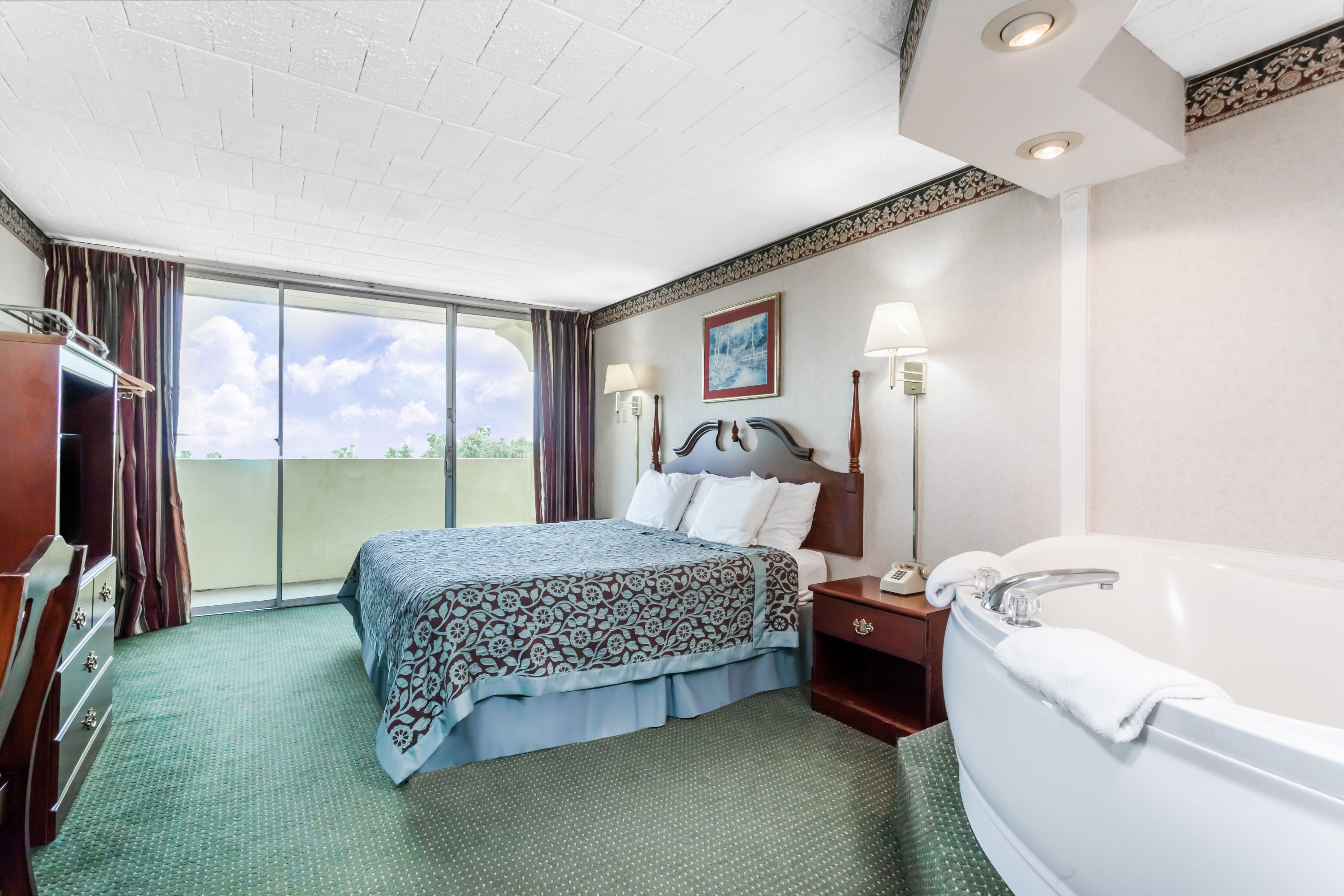 Days Inn by Wyndham Tannersville suite in Tannersville, Pennsylvania