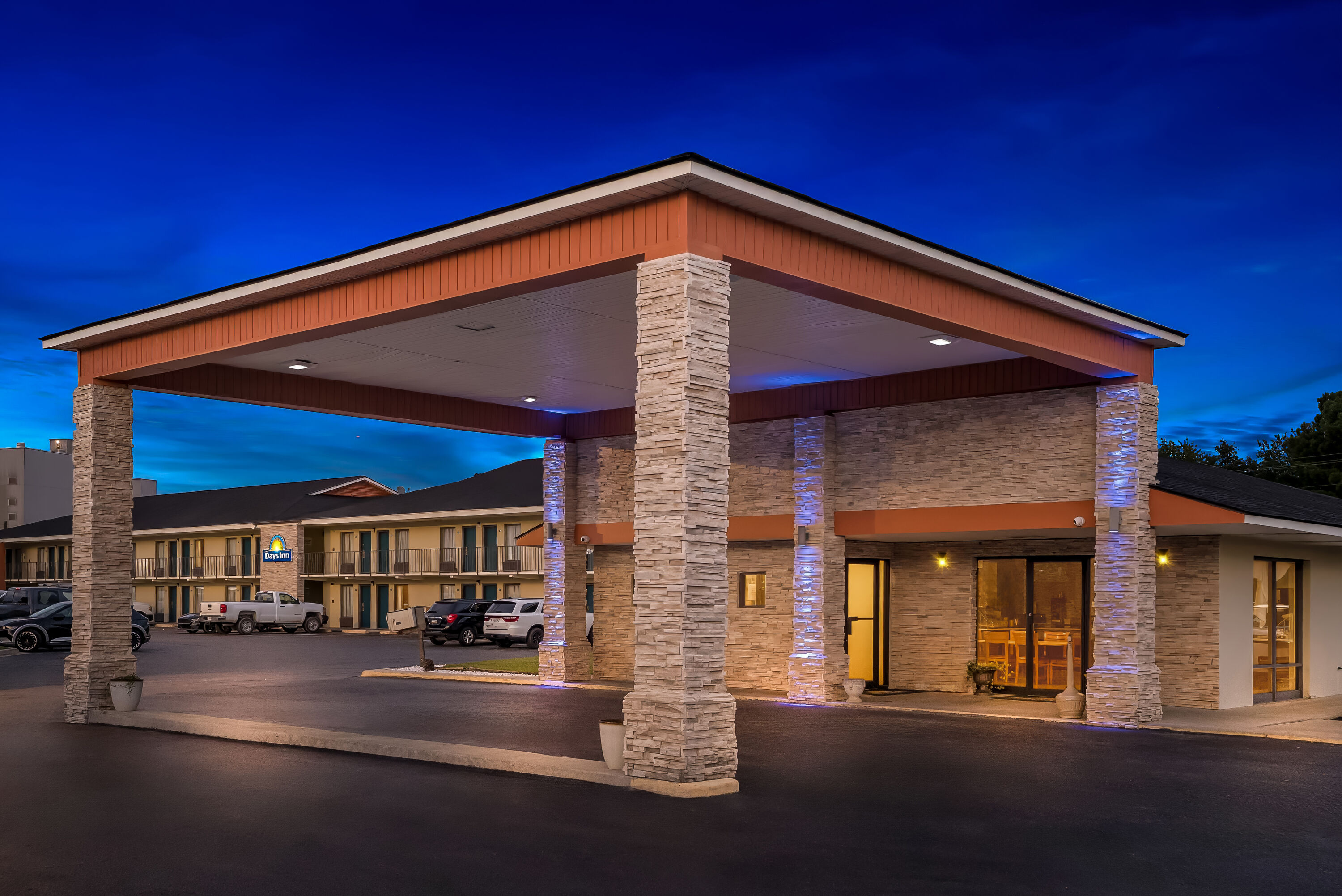 Exterior Night Image of Days Inn by Wyndham Aiken - Interstate Hwy 20 hotel in Aiken, South Carolina