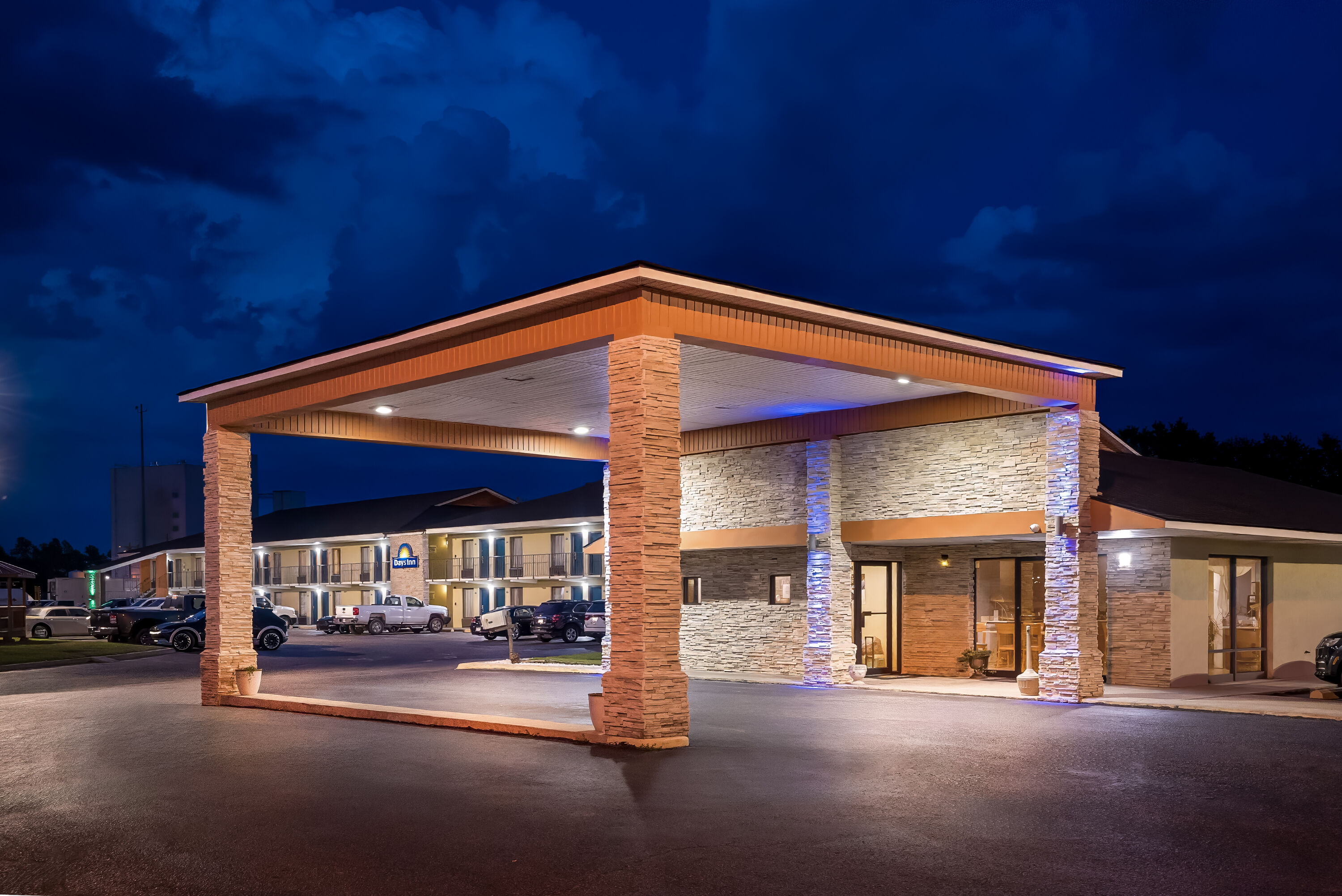 Exterior Night Image of Days Inn by Wyndham Aiken - Interstate Hwy 20 hotel in Aiken, South Carolina
