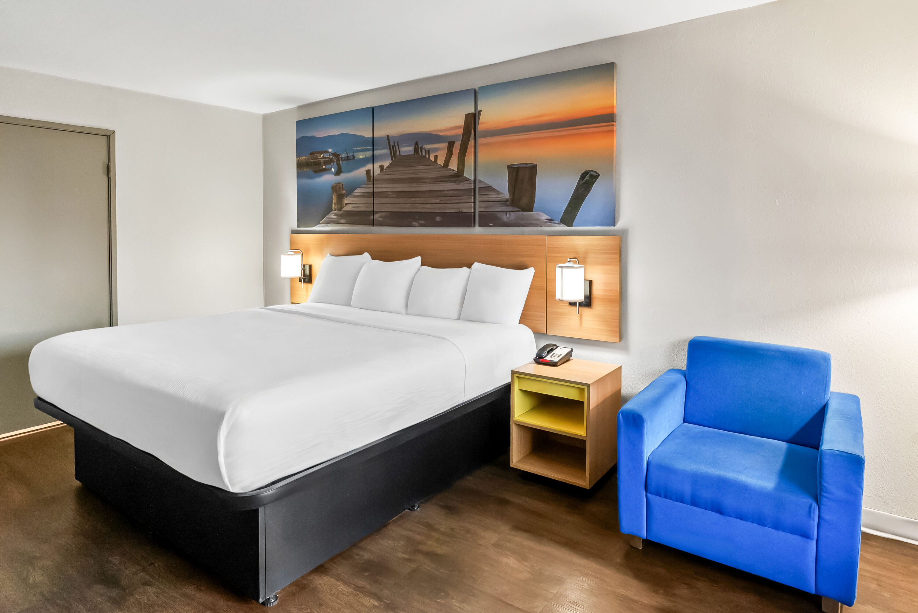 King bed guest room at the Days Inn by Wyndham Aiken - Interstate Hwy 20 in Aiken, South Carolina