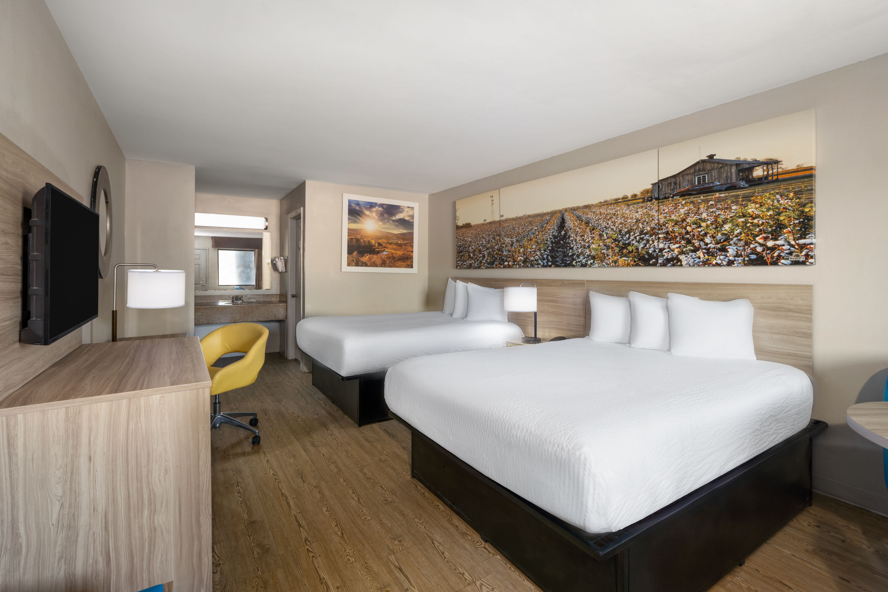 Guest room at the Days Inn by Wyndham Anderson/Clemson Area in Anderson, South Carolina