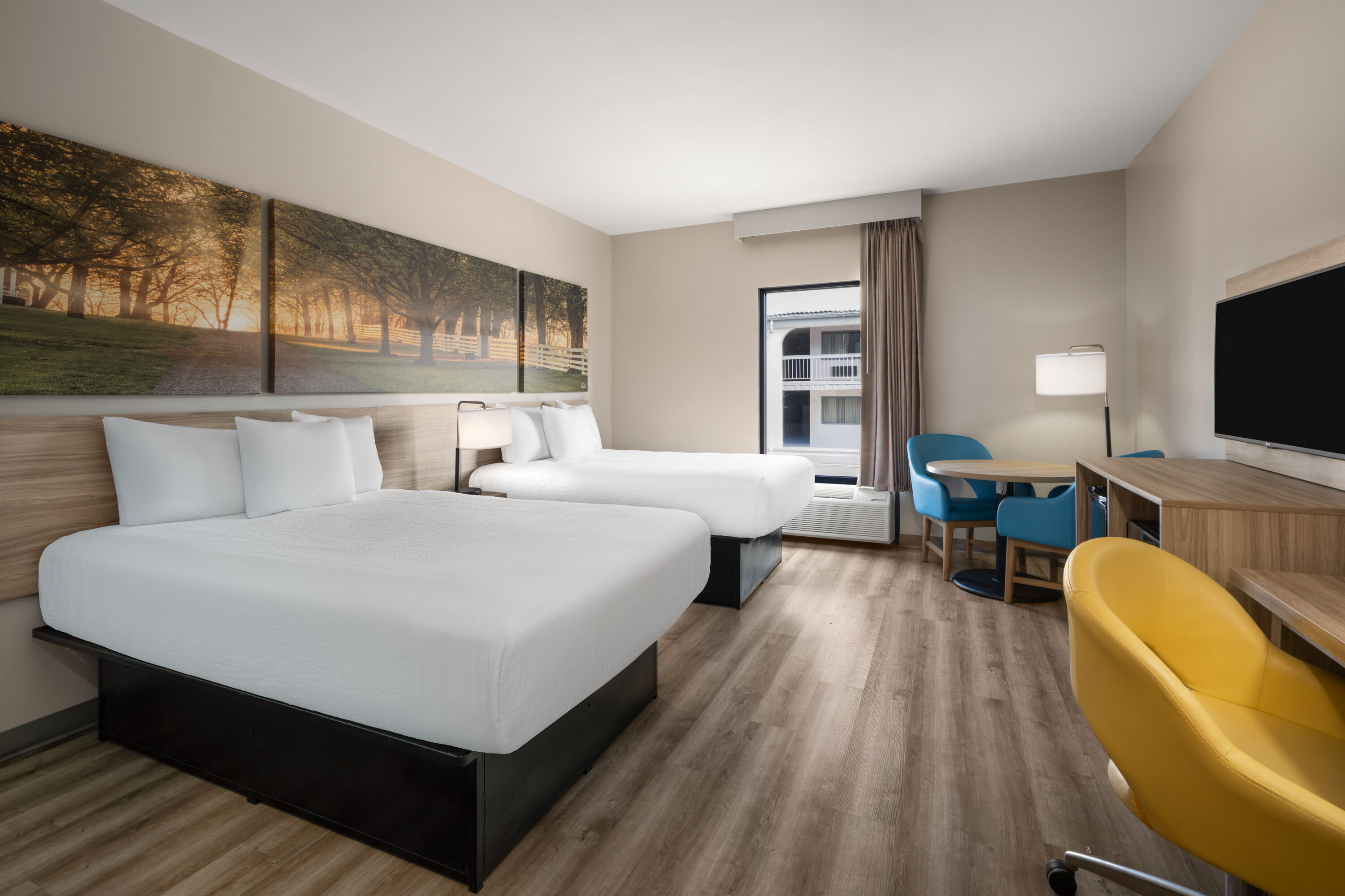 Guest room at the Days Inn by Wyndham Anderson/Clemson Area in Anderson, South Carolina