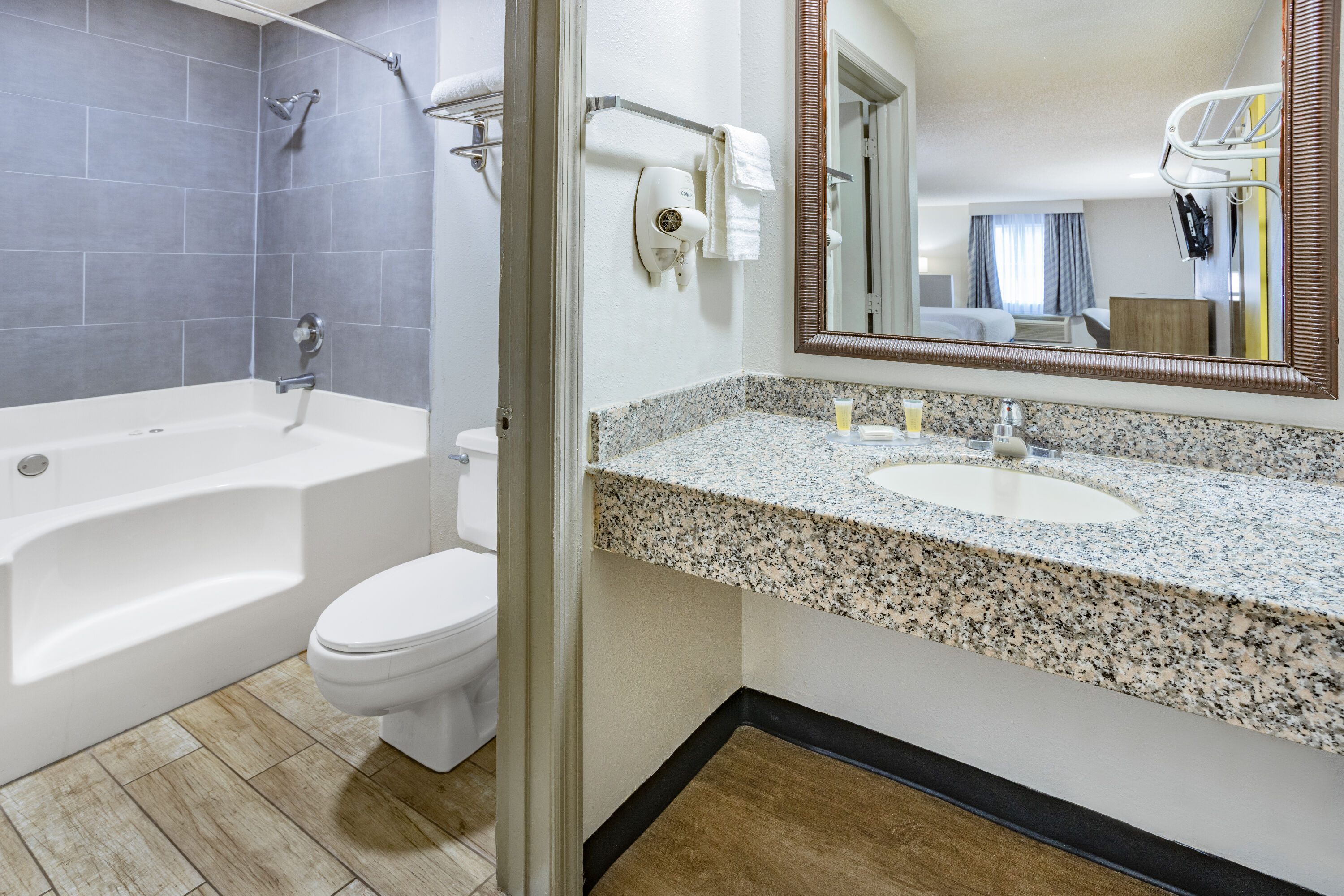 Guest room bath at the Days Inn by Wyndham Barnwell in Barnwell, South Carolina