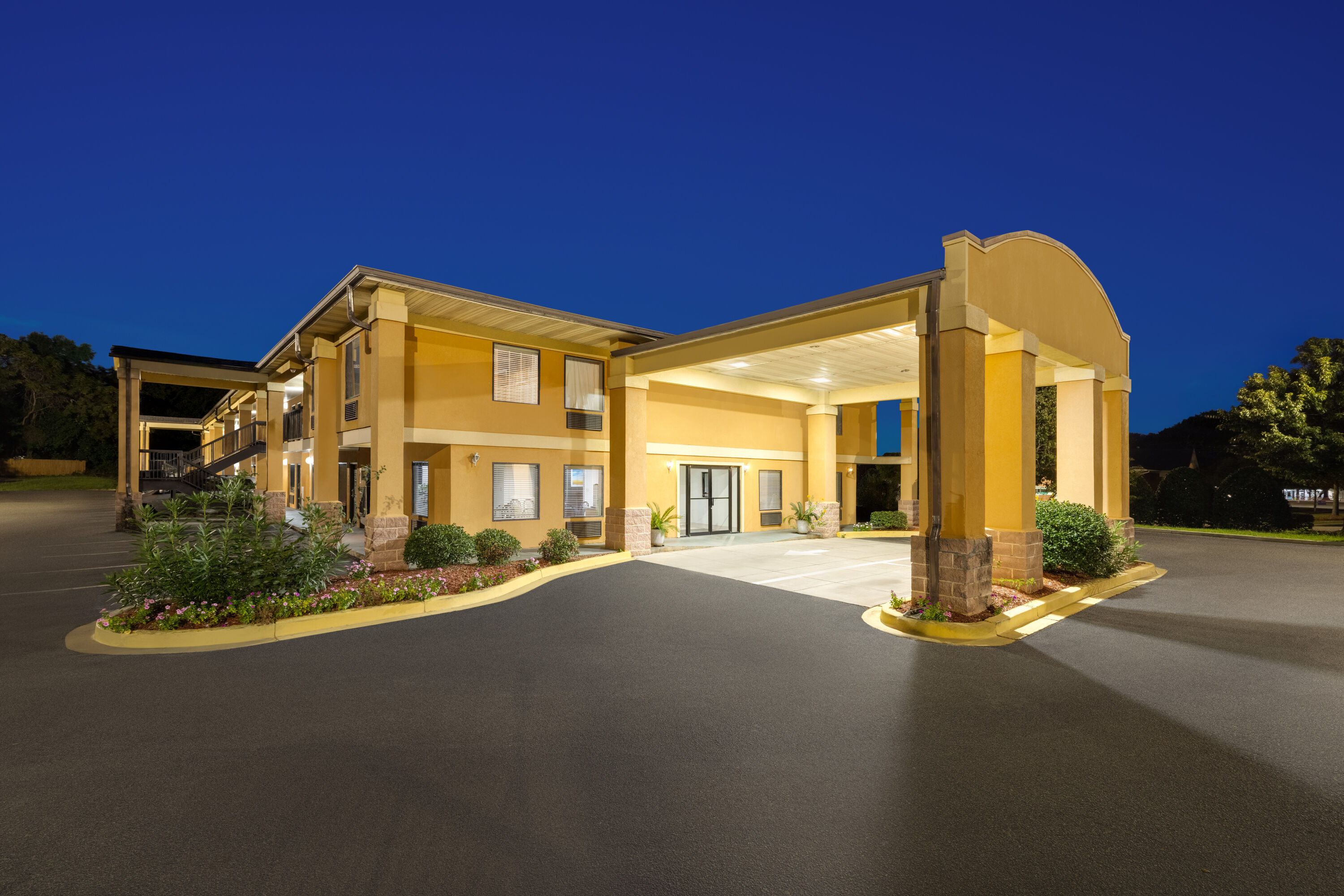 Aerial View of Days Inn by Wyndham Blythewood North Columbia hotel in Blythewood, South Carolina