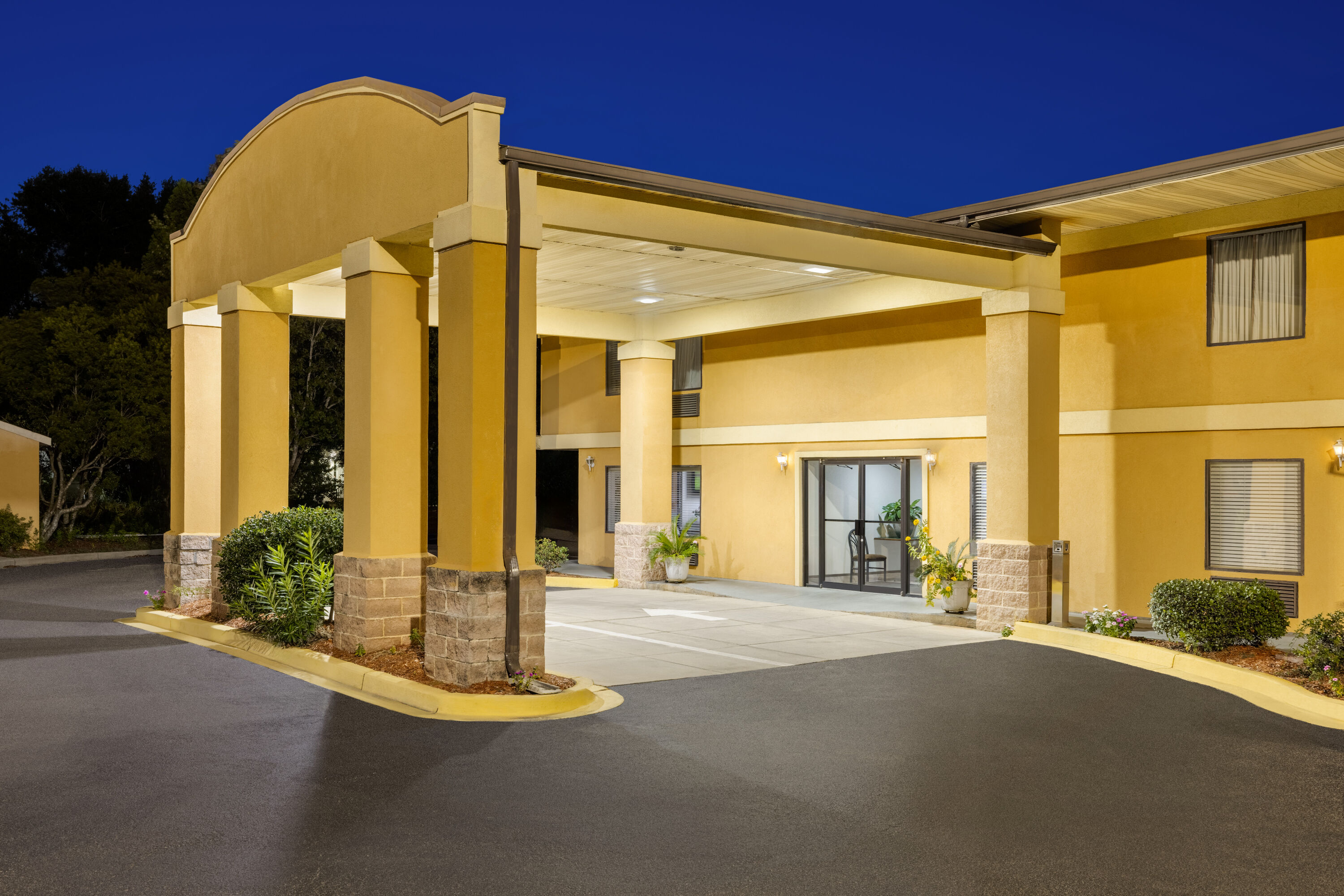 Aerial View of Days Inn by Wyndham Blythewood North Columbia hotel in Blythewood, South Carolina