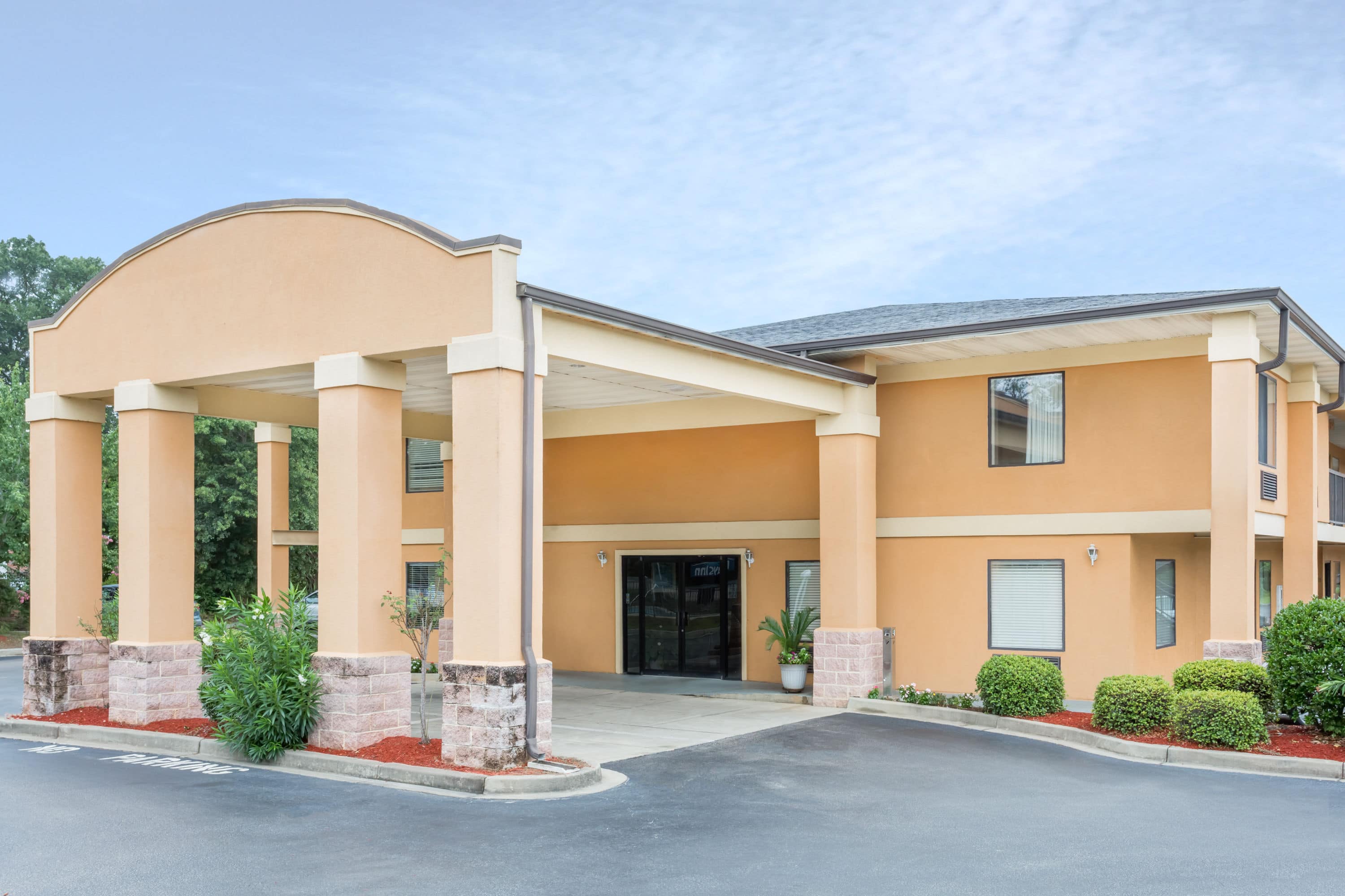 Days Inn By Wyndham North Columbia Ft Jackson Blythewood Sc Hotels