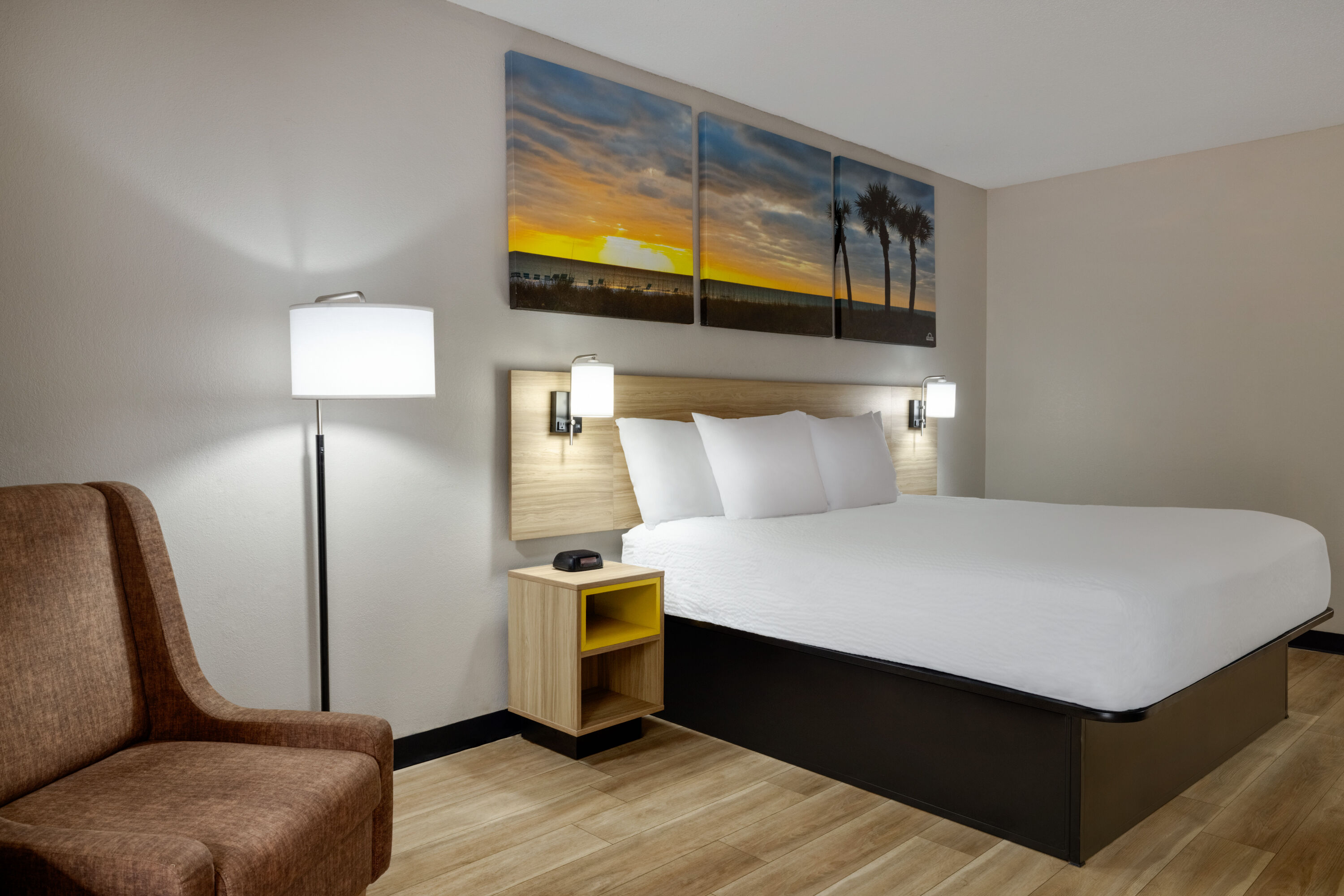 Guest room at the Days Inn by Wyndham Blythewood North Columbia in Blythewood, South Carolina