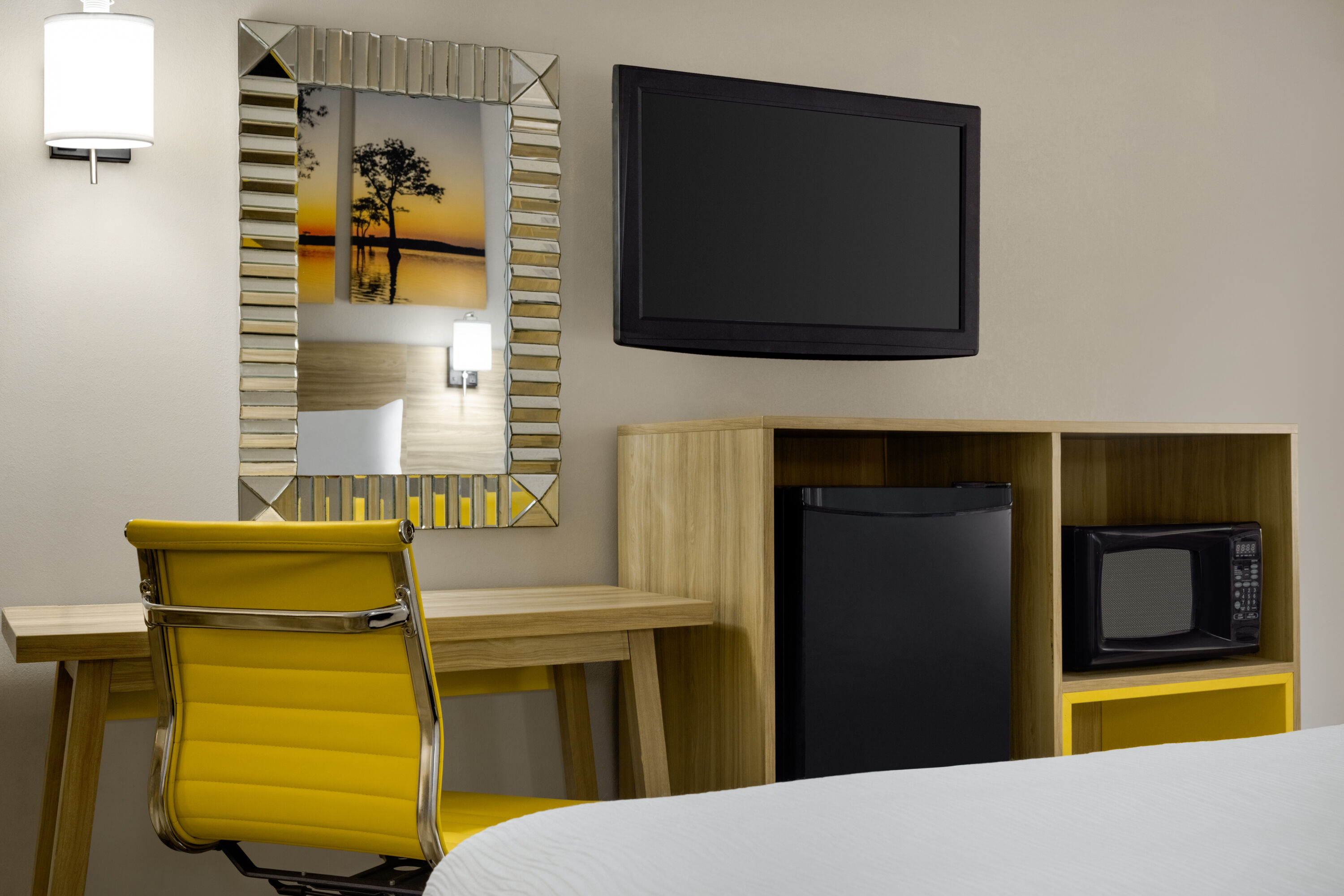 Guest room at the Days Inn by Wyndham Blythewood North Columbia in Blythewood, South Carolina