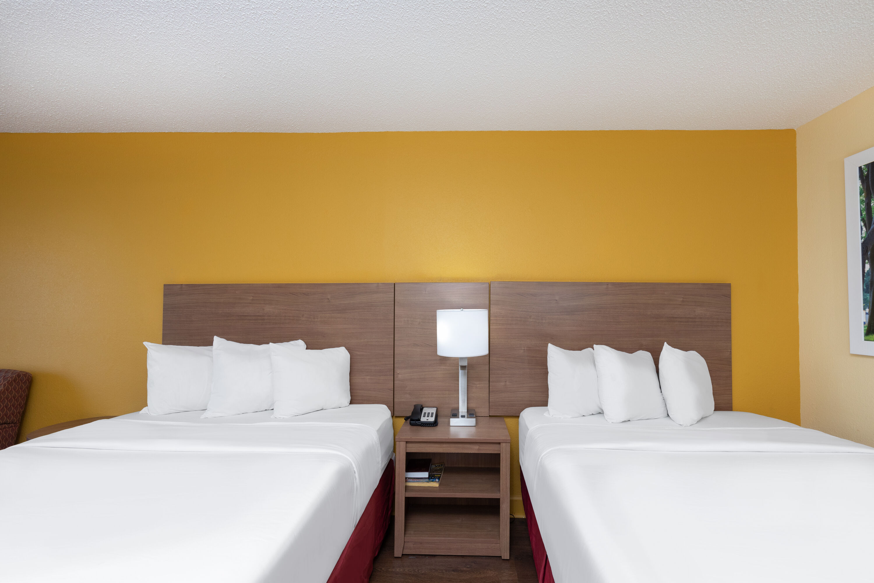 Double bed guest room at the Days Inn by Wyndham Florence/I-95 North in Florence, South Carolina