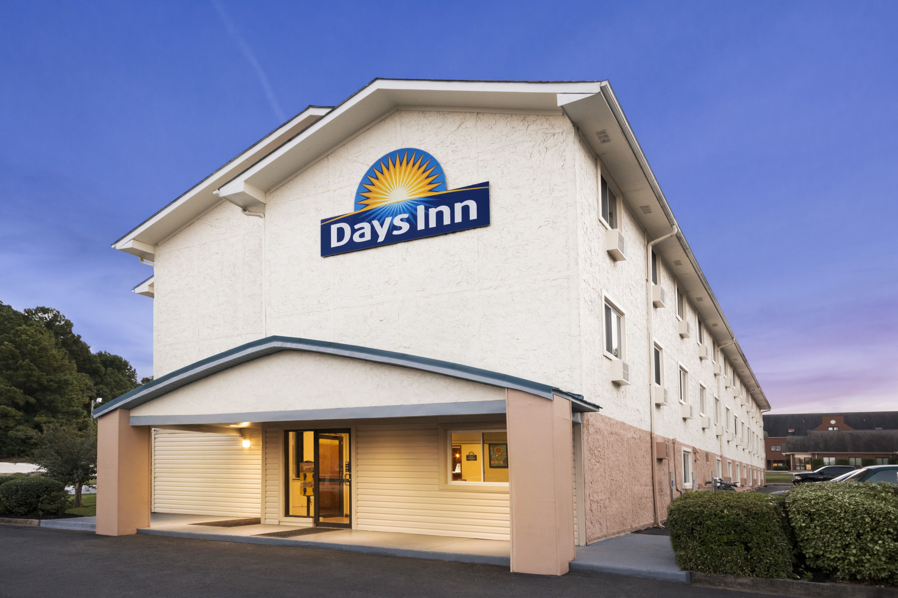 Days Inn By Wyndham Greenwood Sc Greenwood Sc Hotels