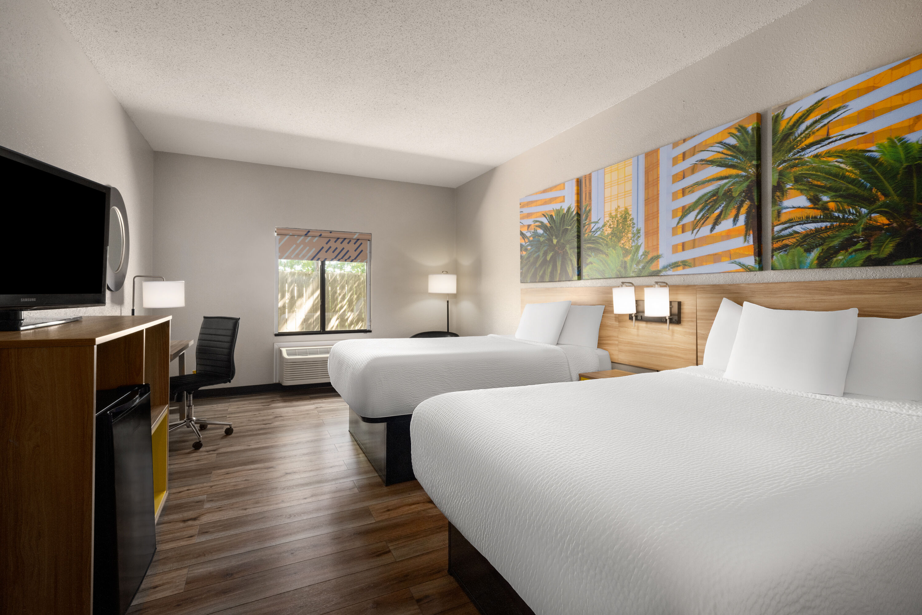 Guest room at the Days Inn by Wyndham Greenville South/Mauldin in Mauldin, South Carolina