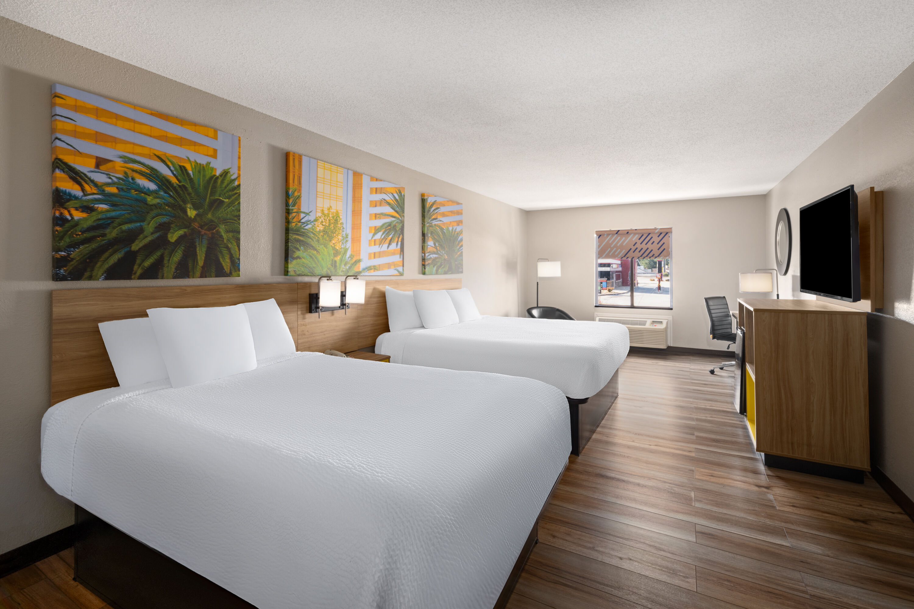 Guest room at the Days Inn by Wyndham Greenville South/Mauldin in Mauldin, South Carolina